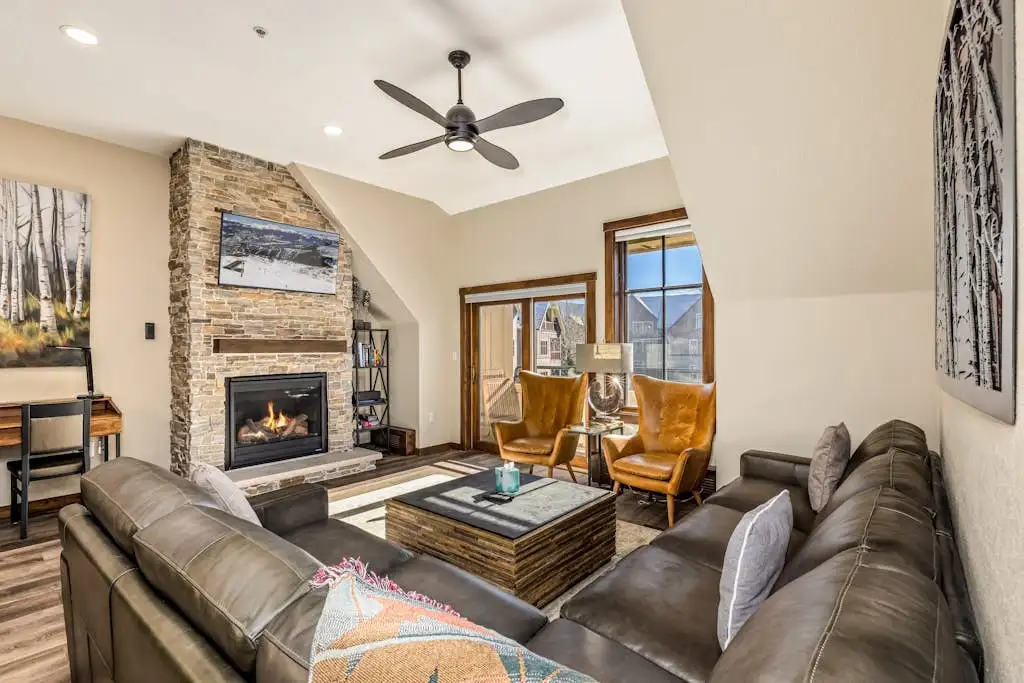 Main Street Station Condo #3401 - Image 4