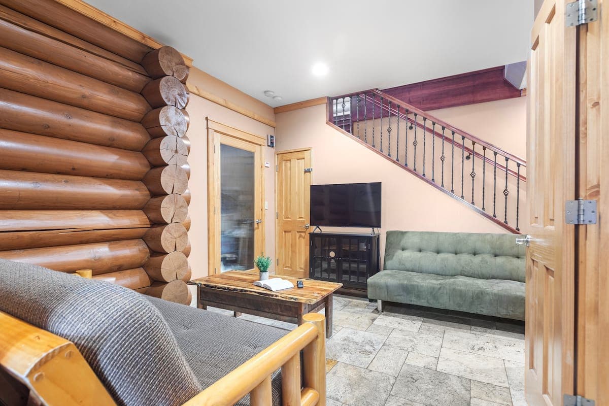 Eagle Ridge Retreat - Image 14