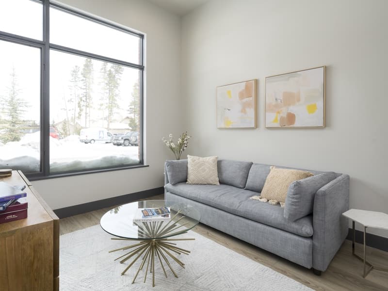Park Avenue Flats #1 - Image 3