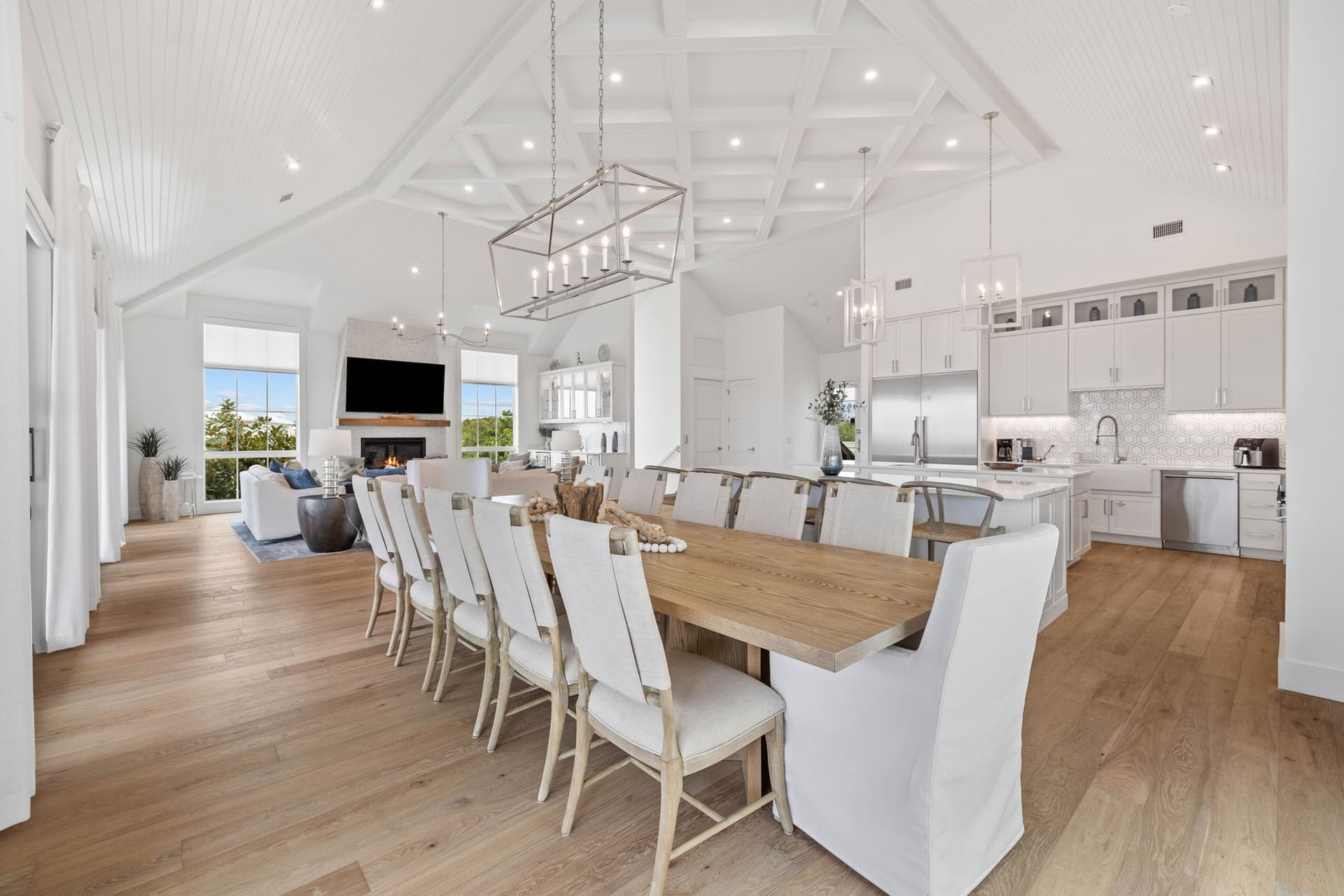 Eyes on Sunrise - Image 15