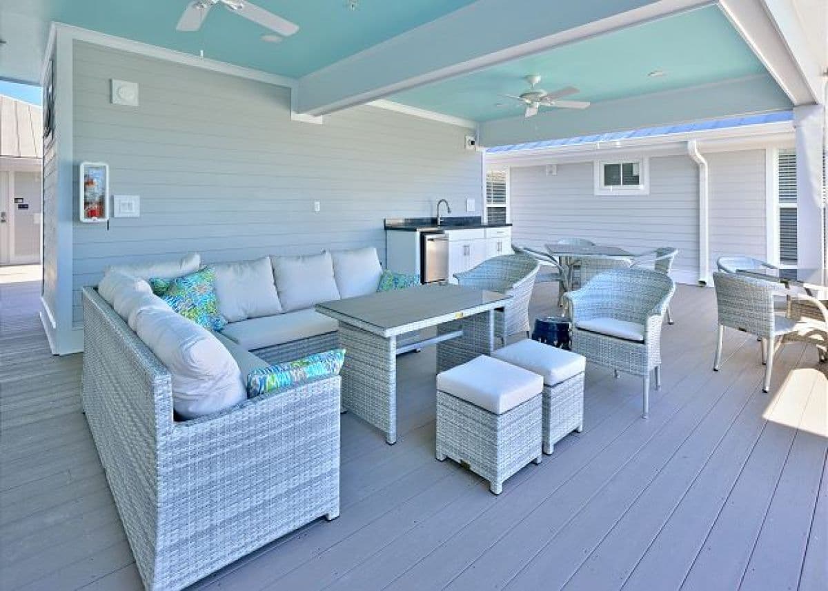 Upper Sunset North - Image 42