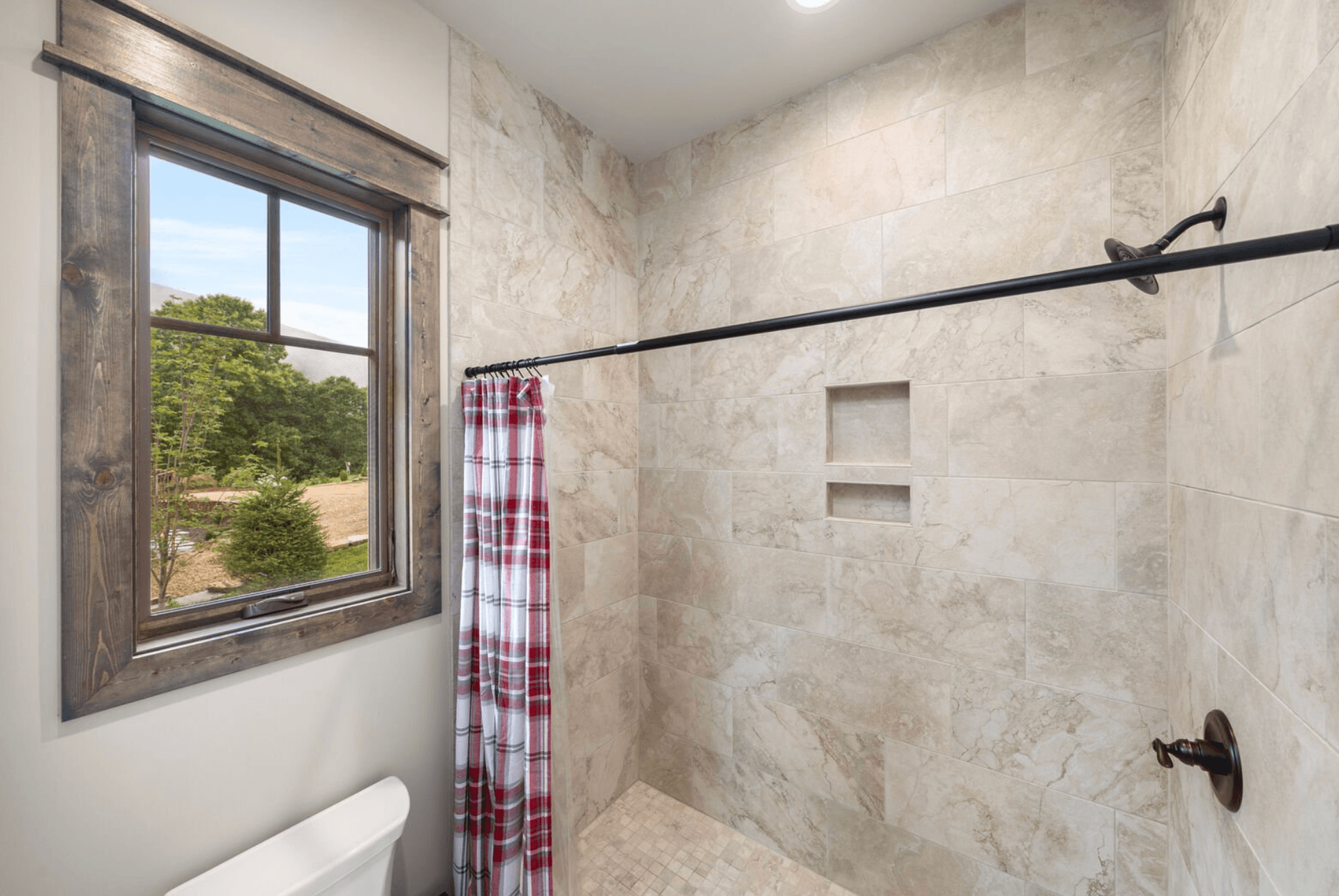 Cloud Catcher Home - Image 18