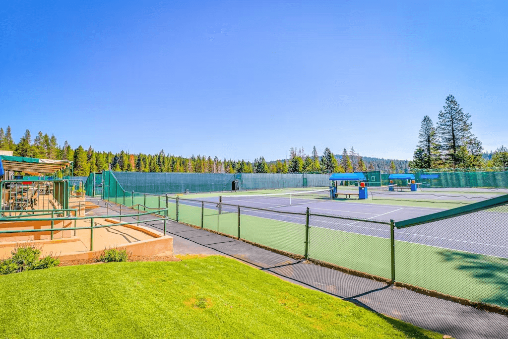 Wooded Escape - Image 35