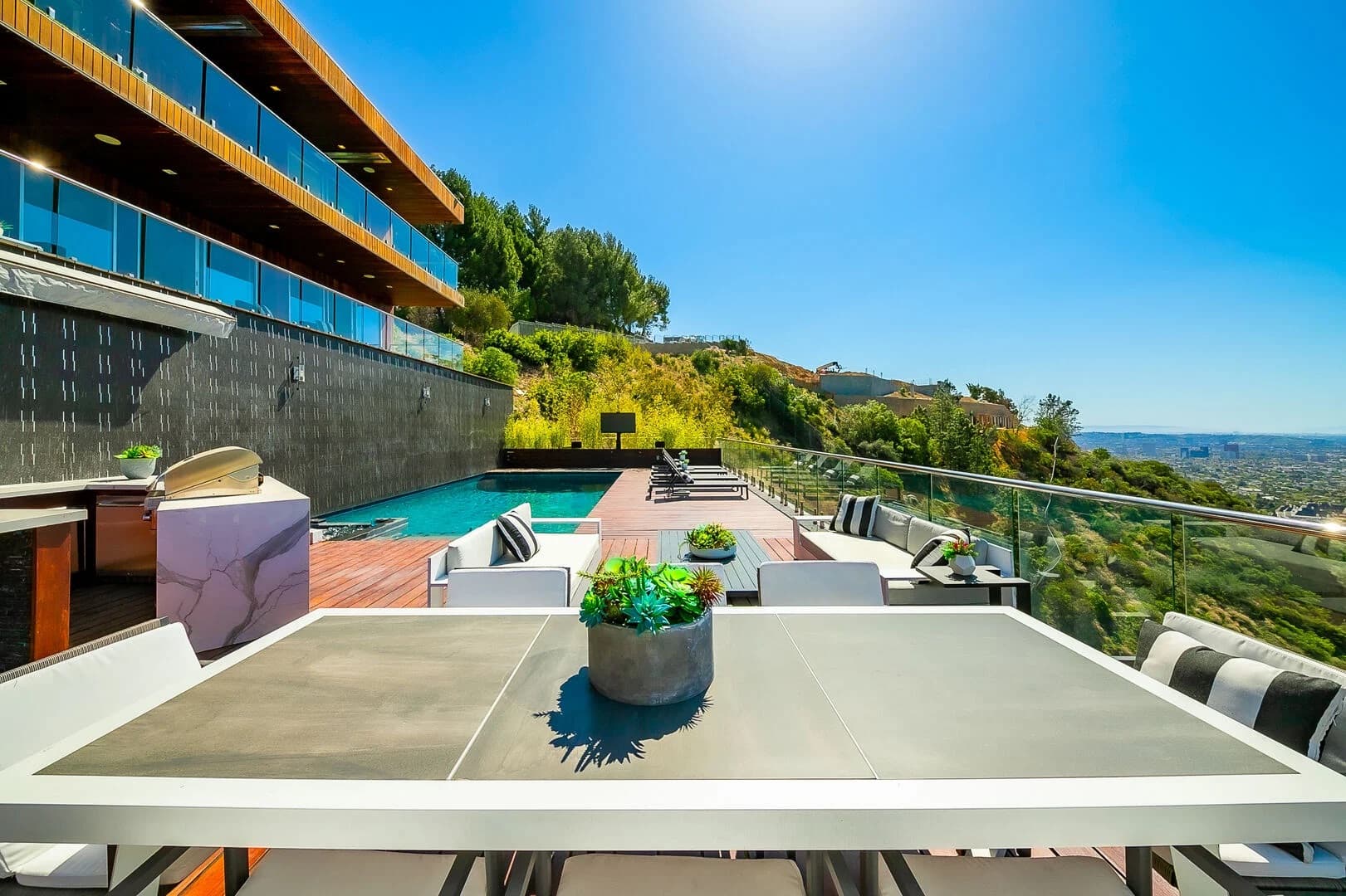 Electra Estate - Image 38