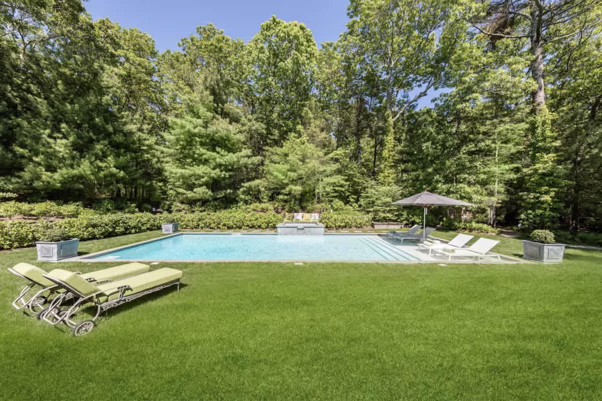 Bull Path Manor - Image 2