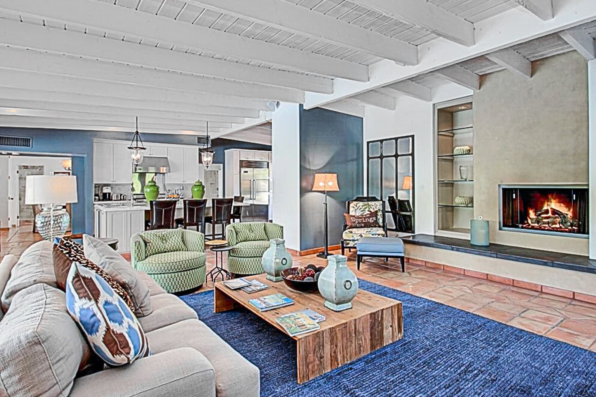 Club 1070 Home - Image 5