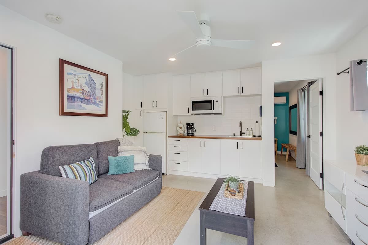 Sunset Paradise - Image 4