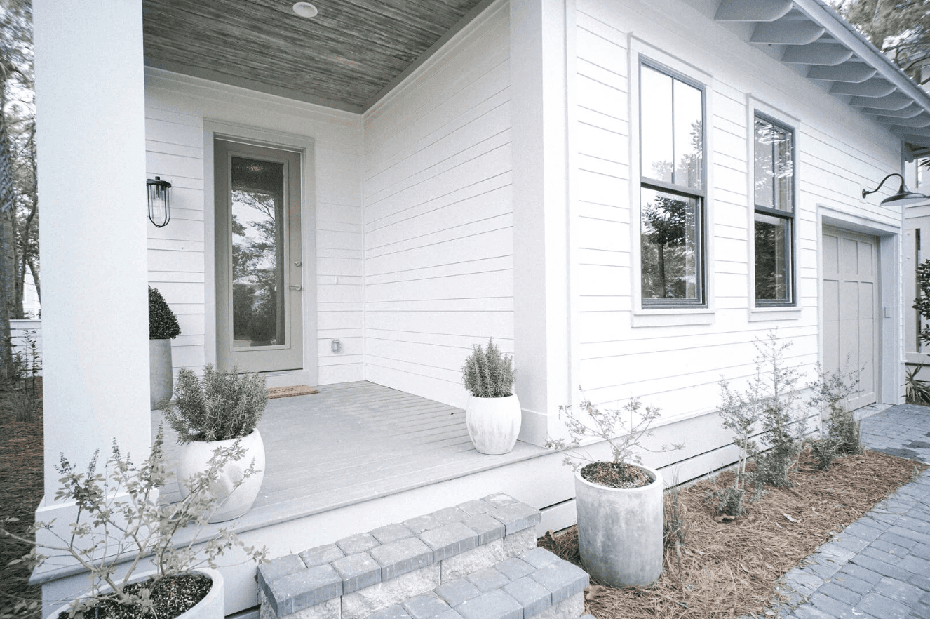 Beauty and the Beach - Image 22