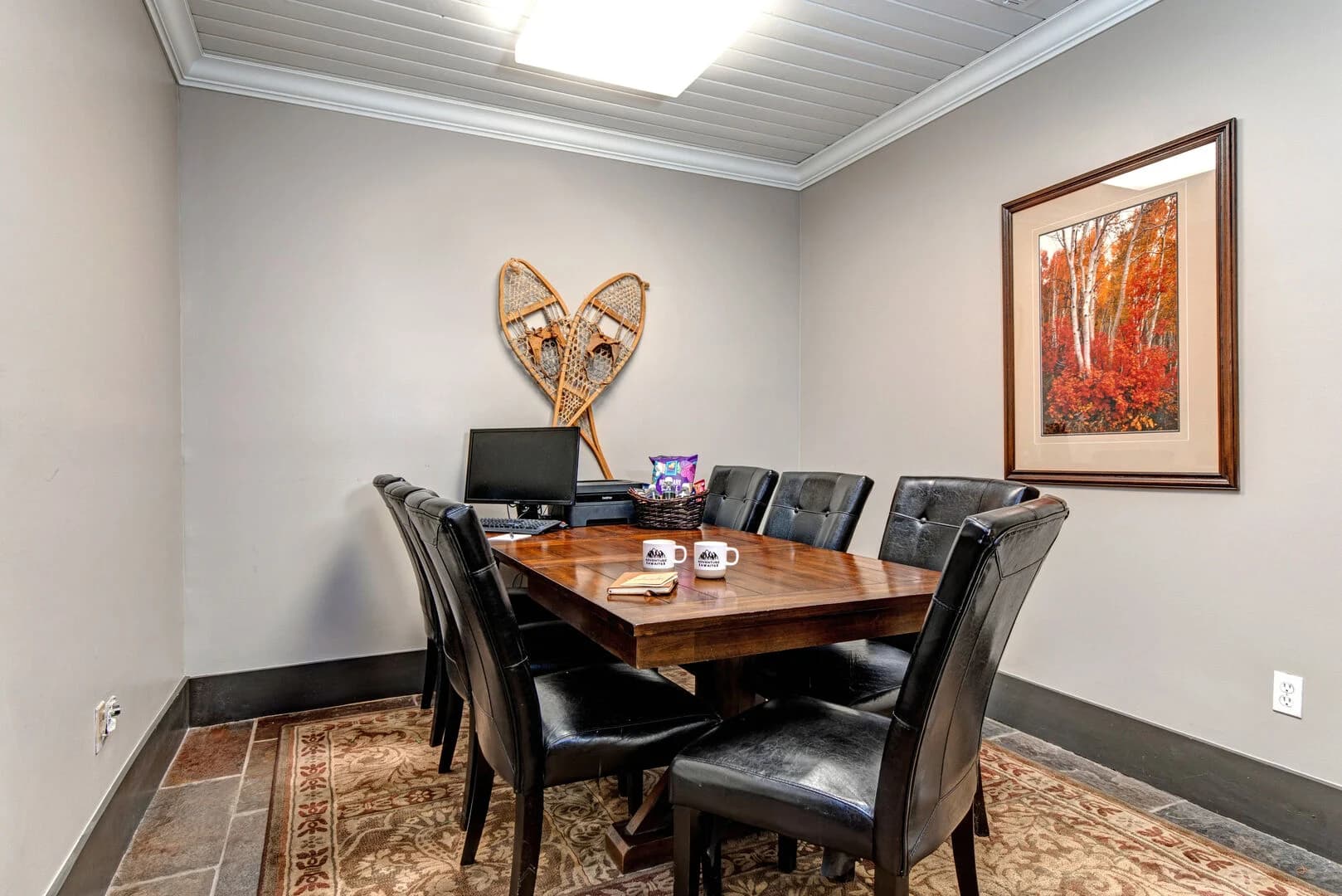 Black Bear Residence - Image 45