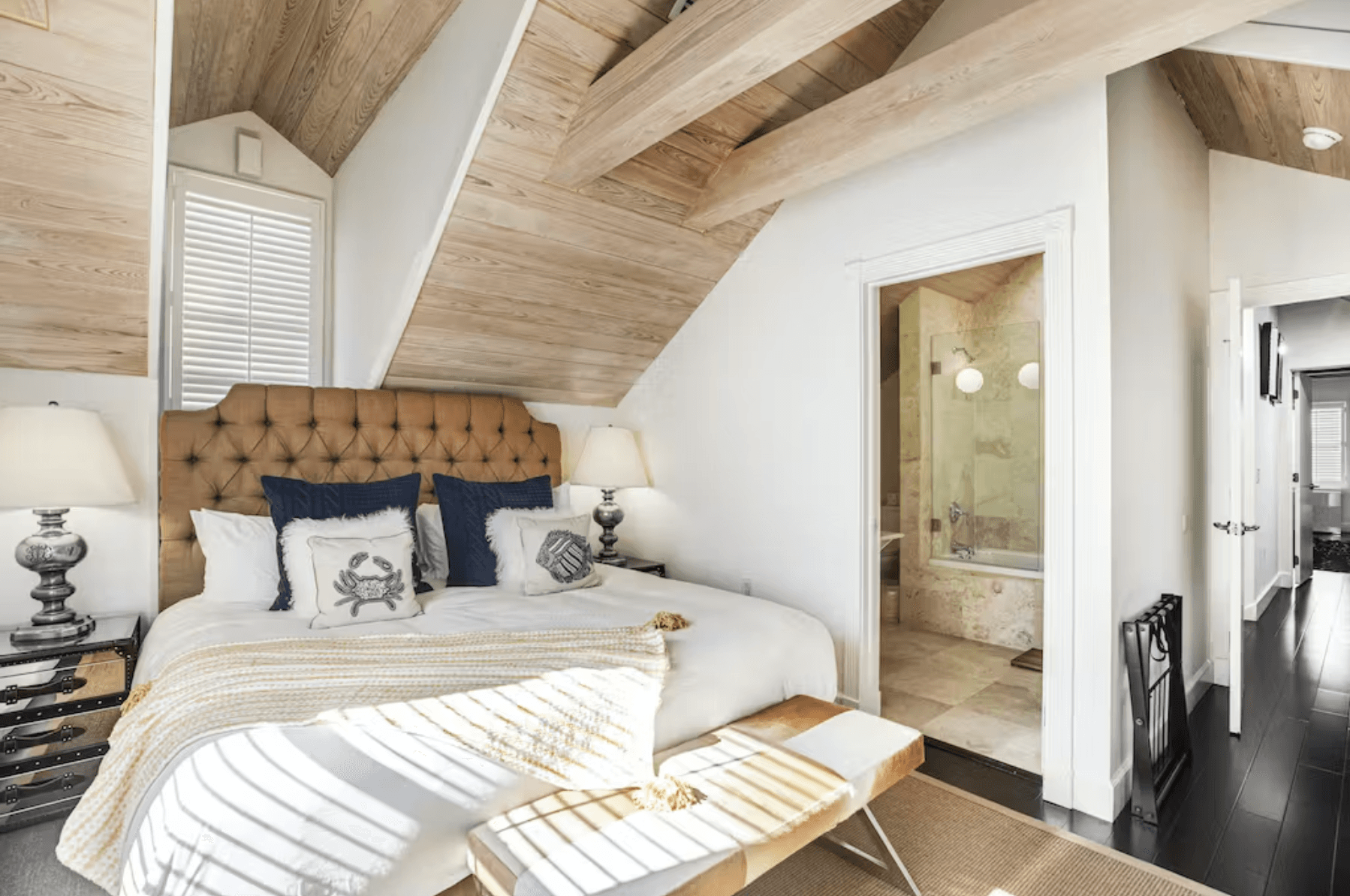 Villa of the Setting Sun - Image 32