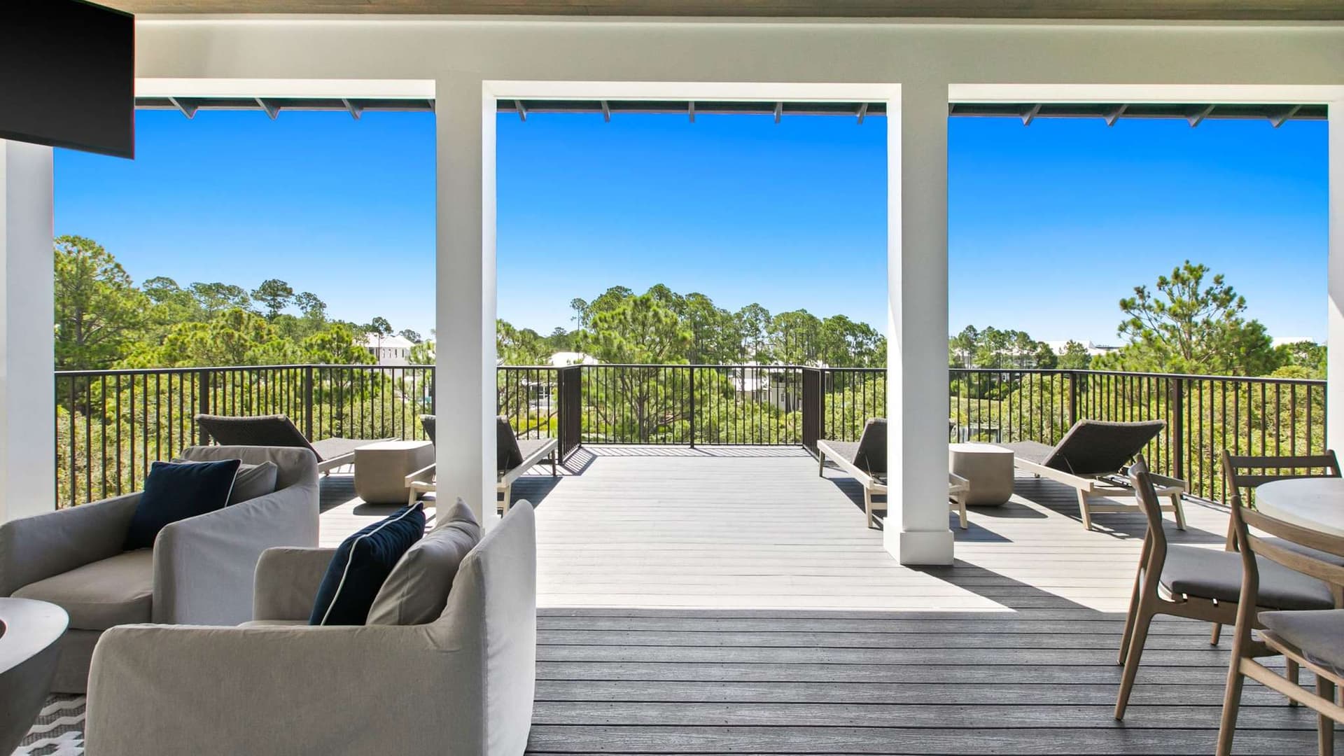 Lakeview Gulf Retreat - Image 109