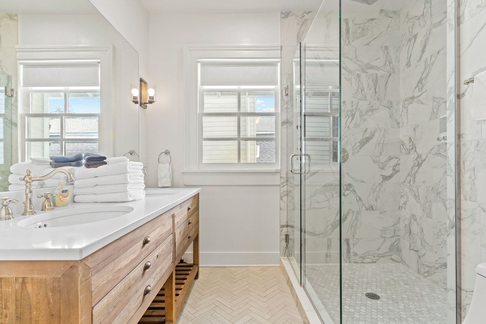 Faire Lounge on Magazine - Image 15