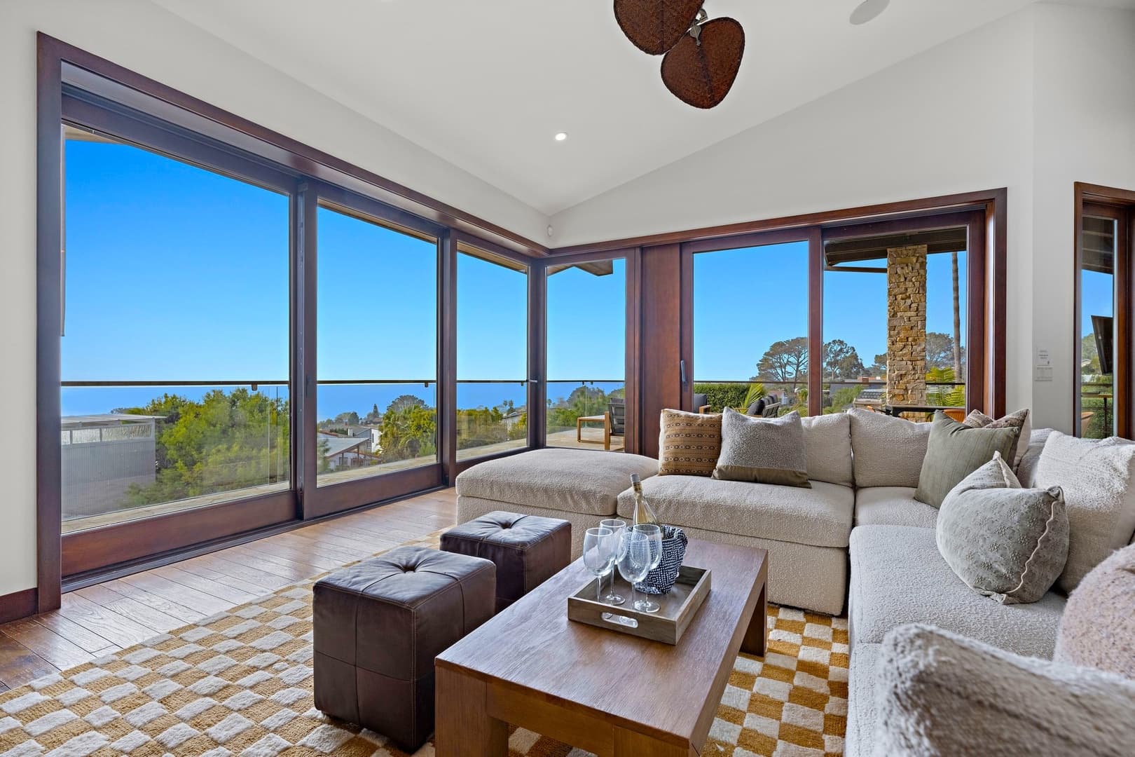 Costa Del Mar - Image 8