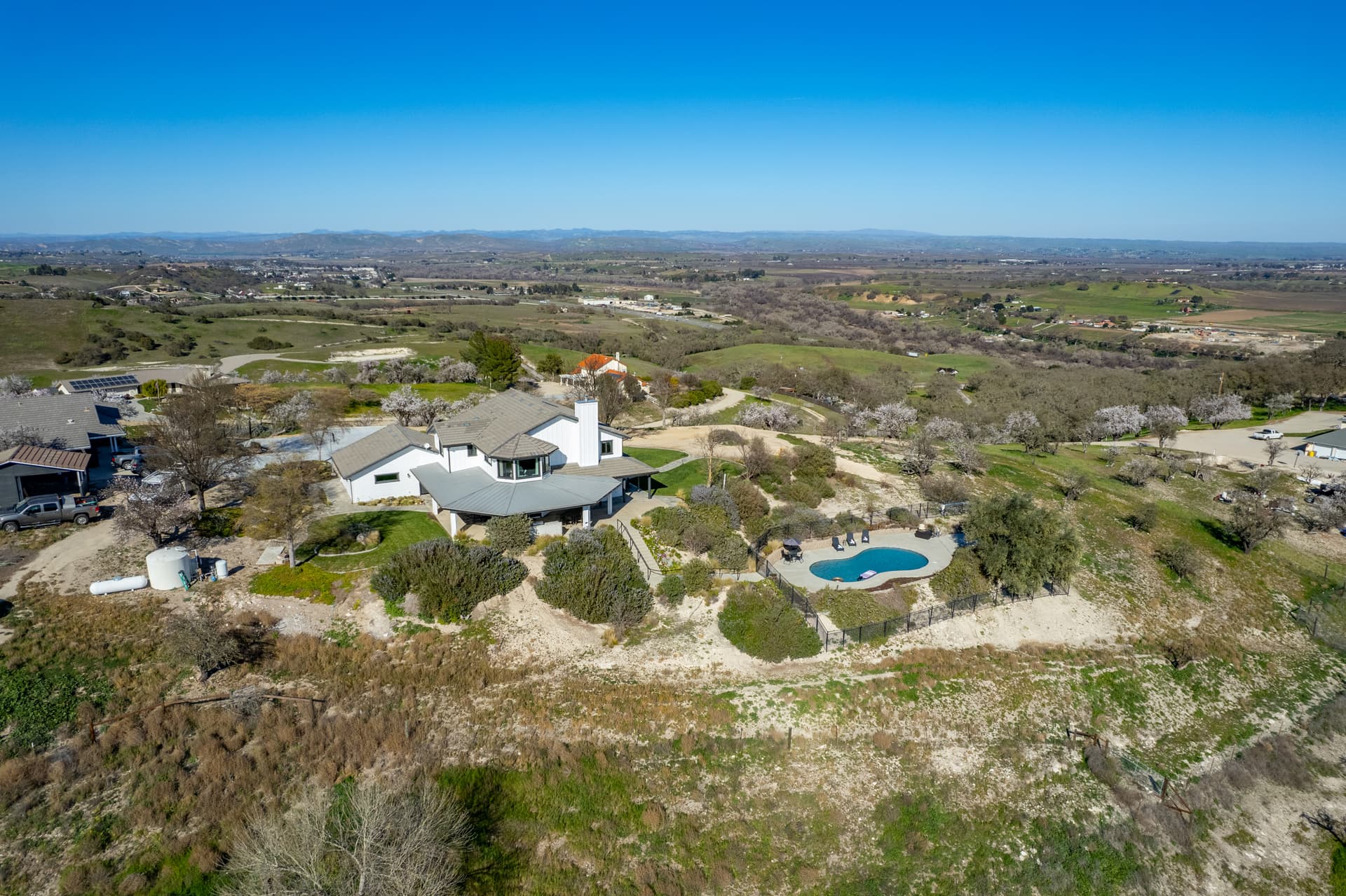 Mira Vista Manor - Image 76