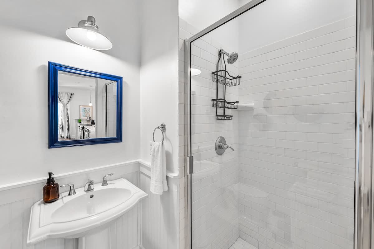 Story House - Image 17