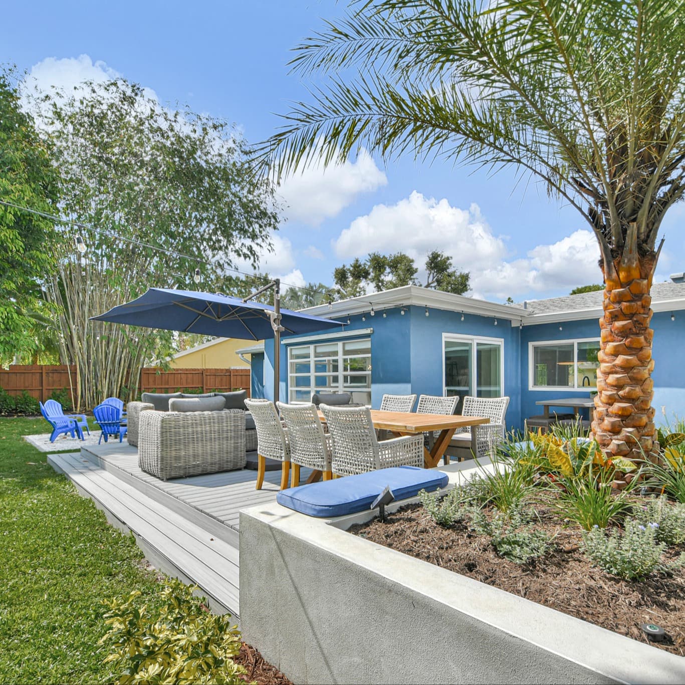 Bluebird House - Image 1