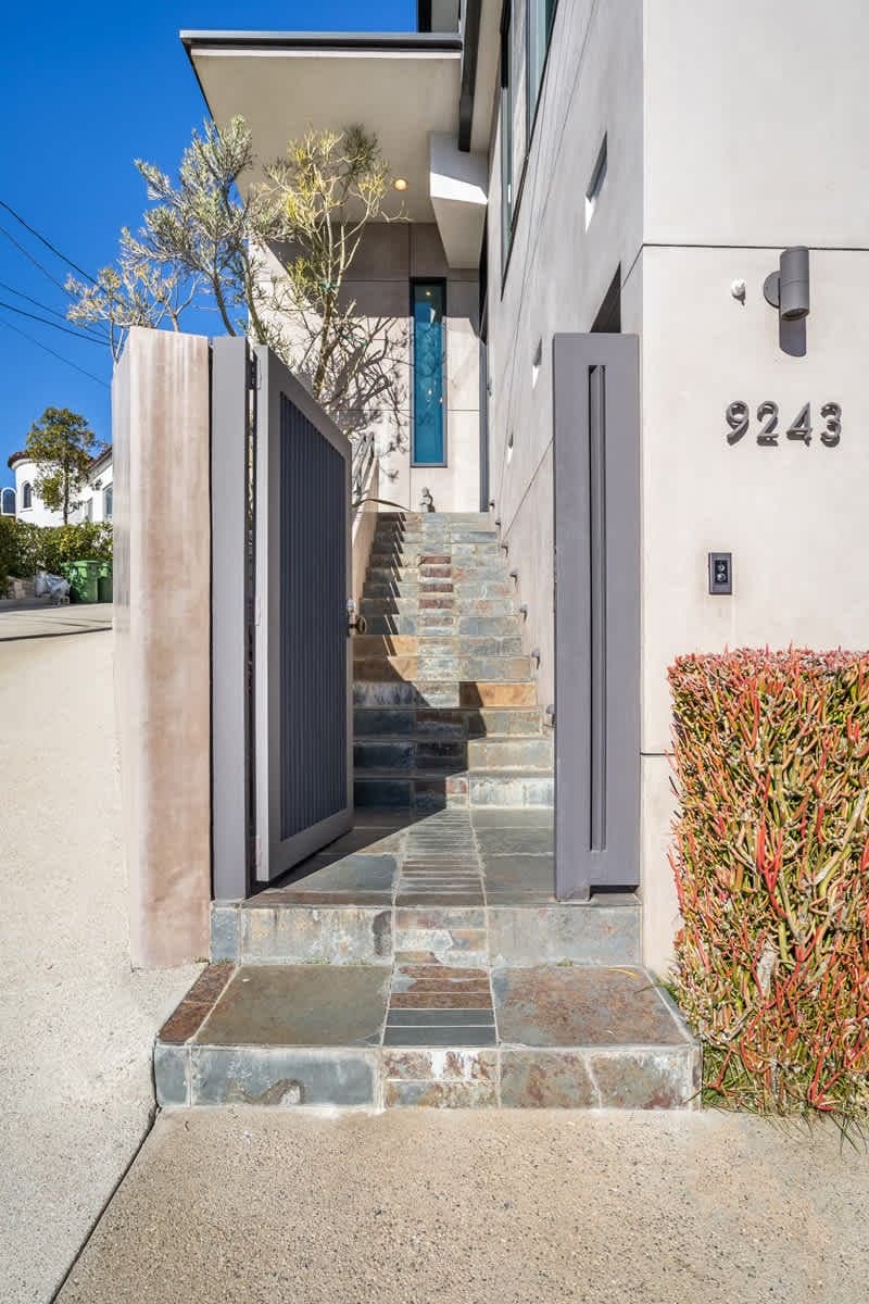 Bird Street Home - Image 3