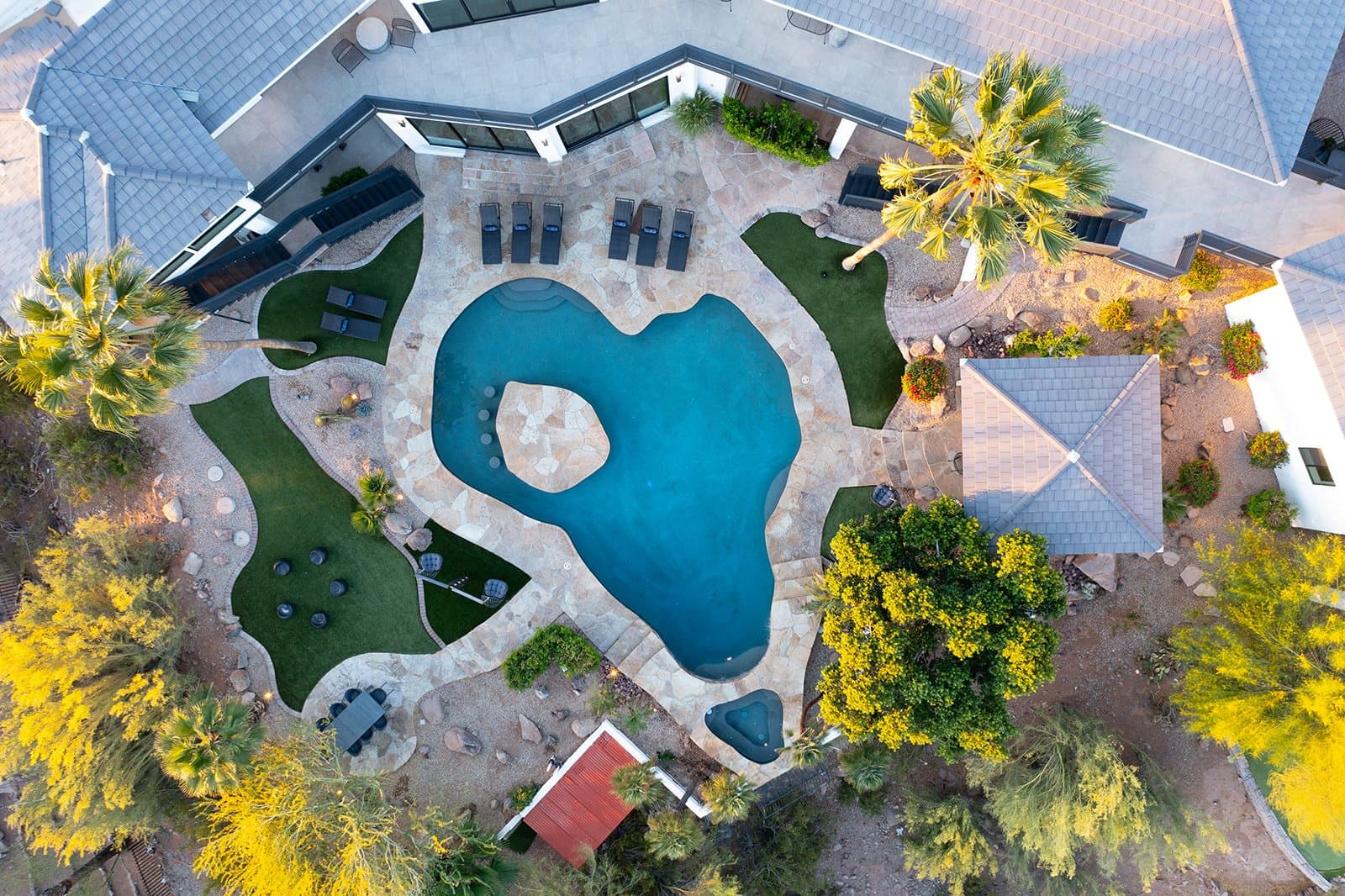 Valle Vista Manor - Image 99