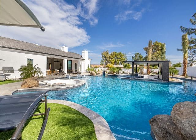 Estate on the River - Image 56