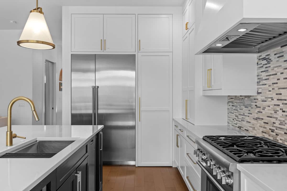 Good Vibes Only - Image 11