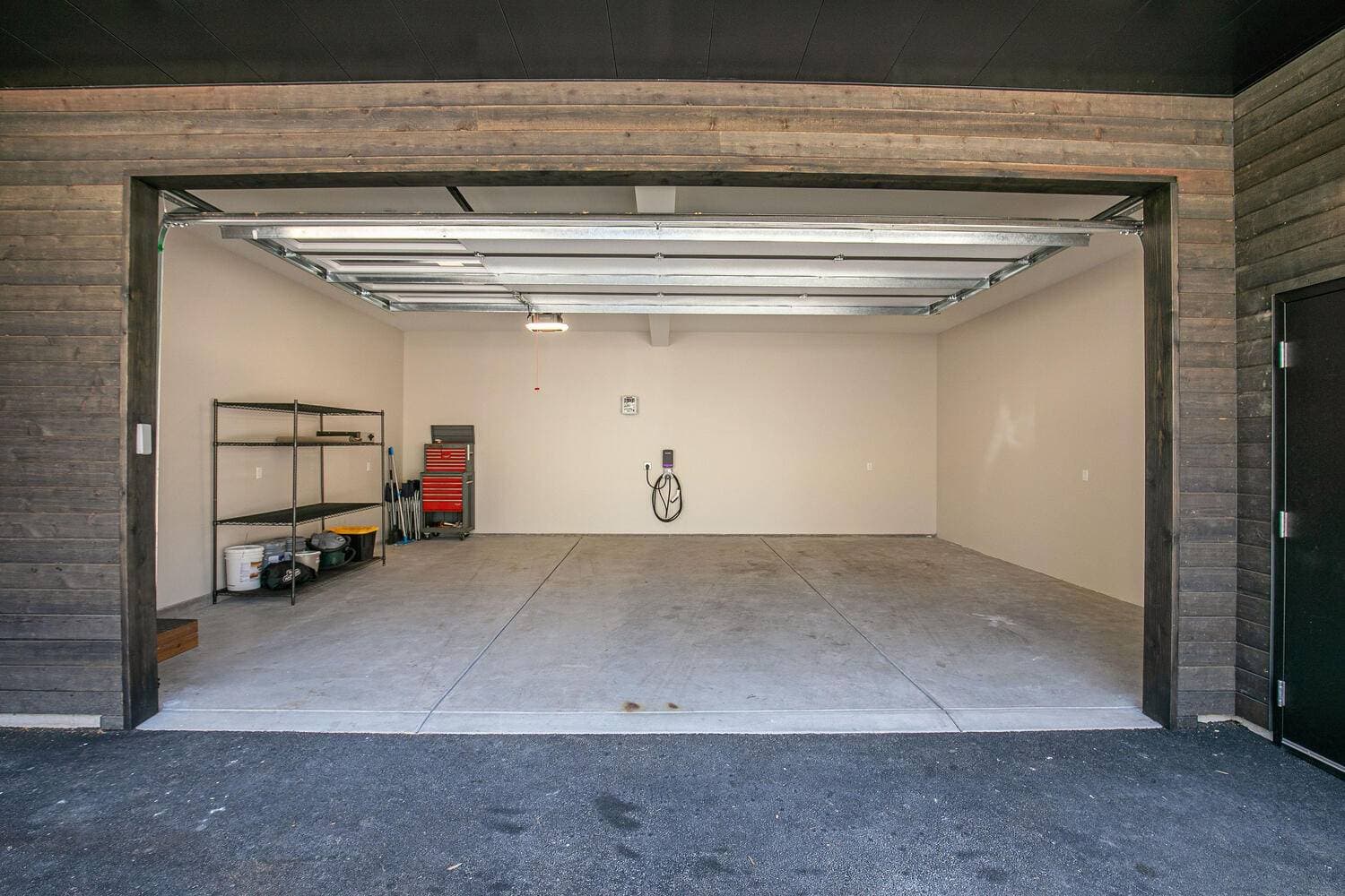 Larkspur Luxe - Image 34