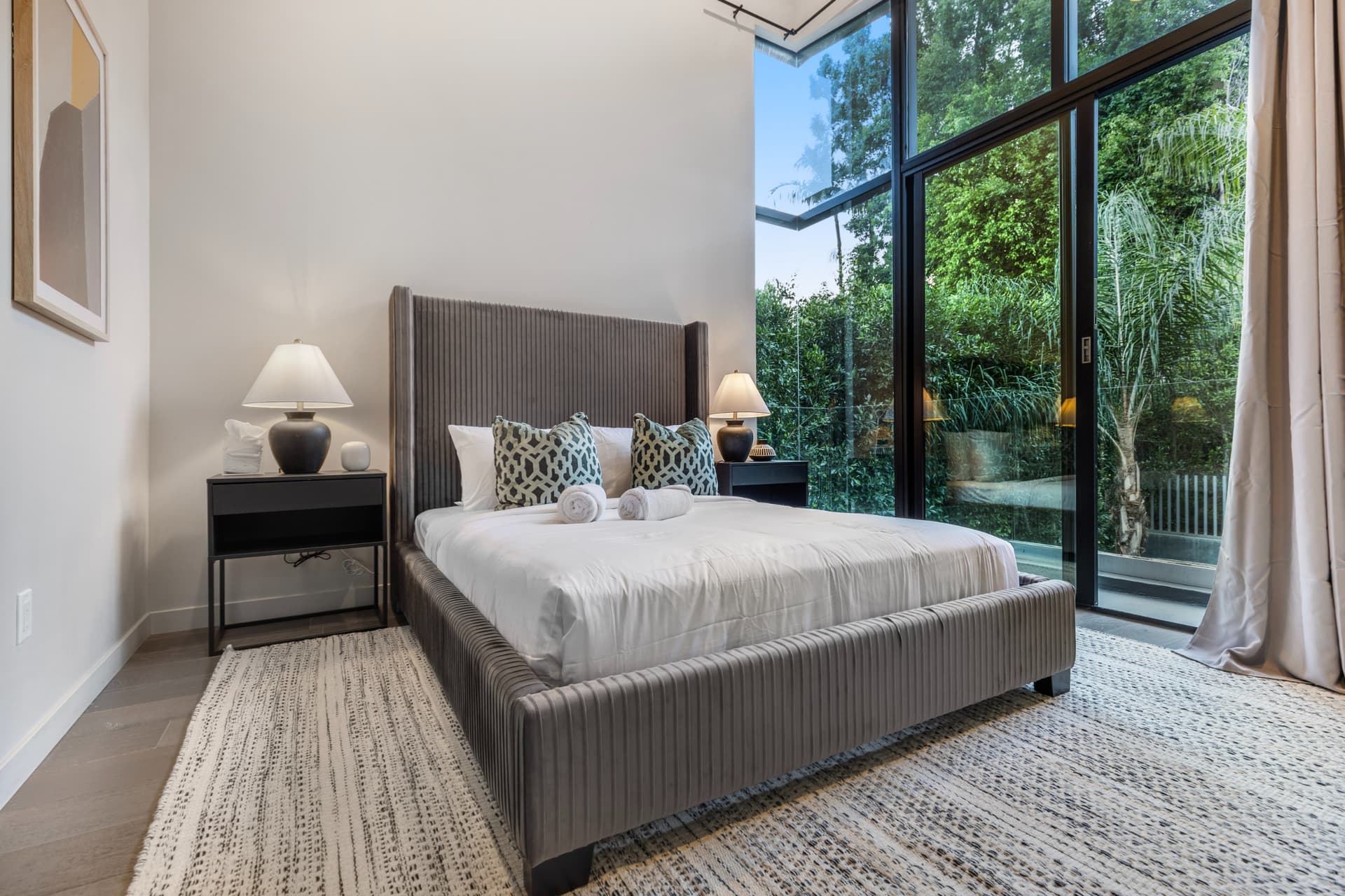 Coldwater Canyon - Image 27