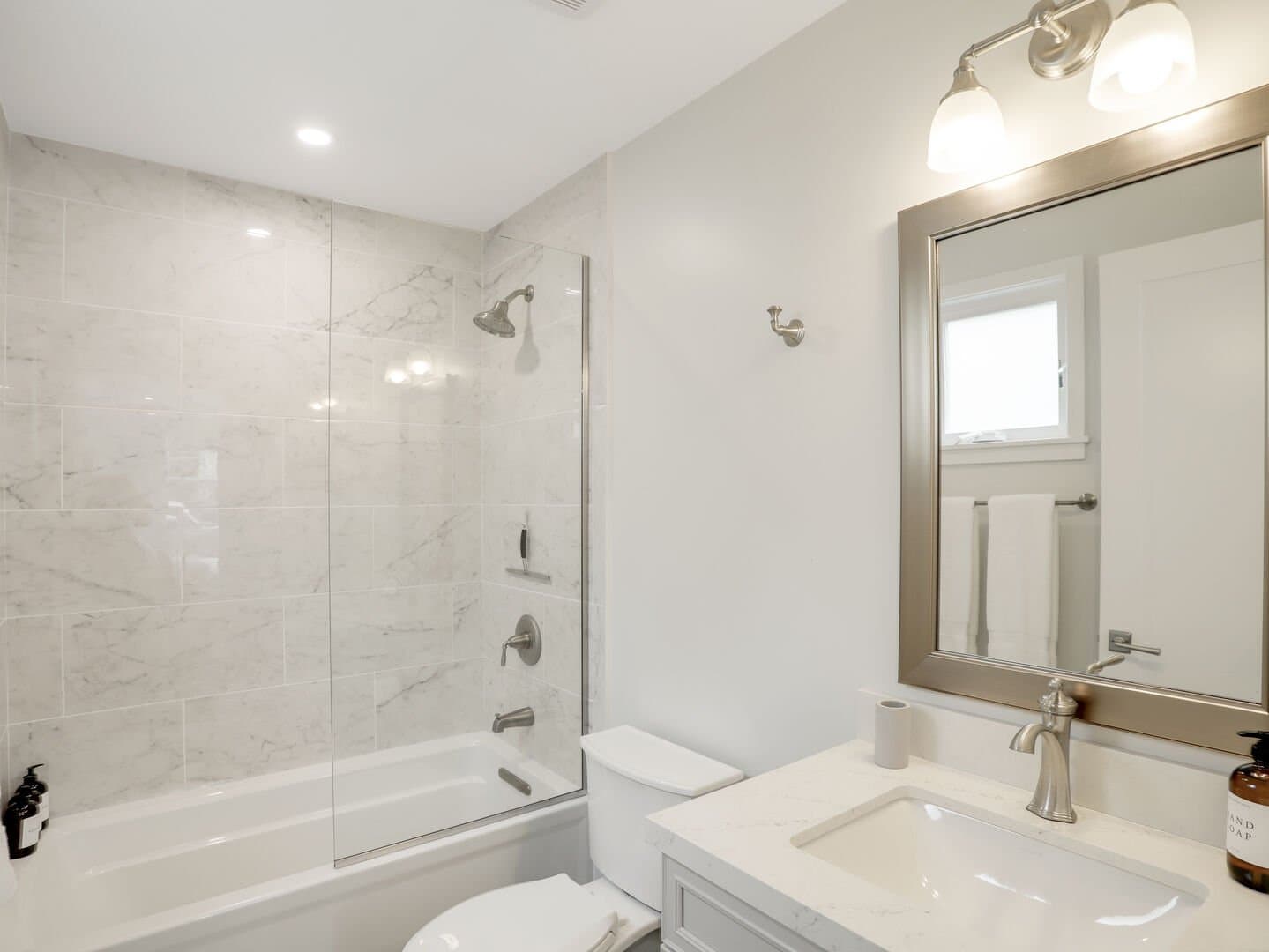 Wind and Sea - Image 18