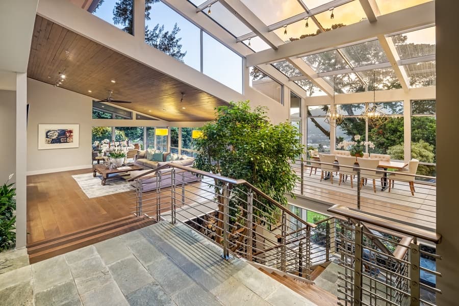 Manoa Royal Retreat - Image 2