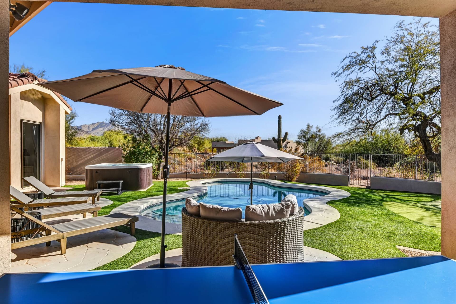 Pinnacle Peak Escape - Image 3