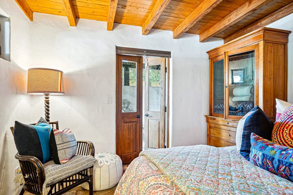 Hacienda Hideaway - Image 23