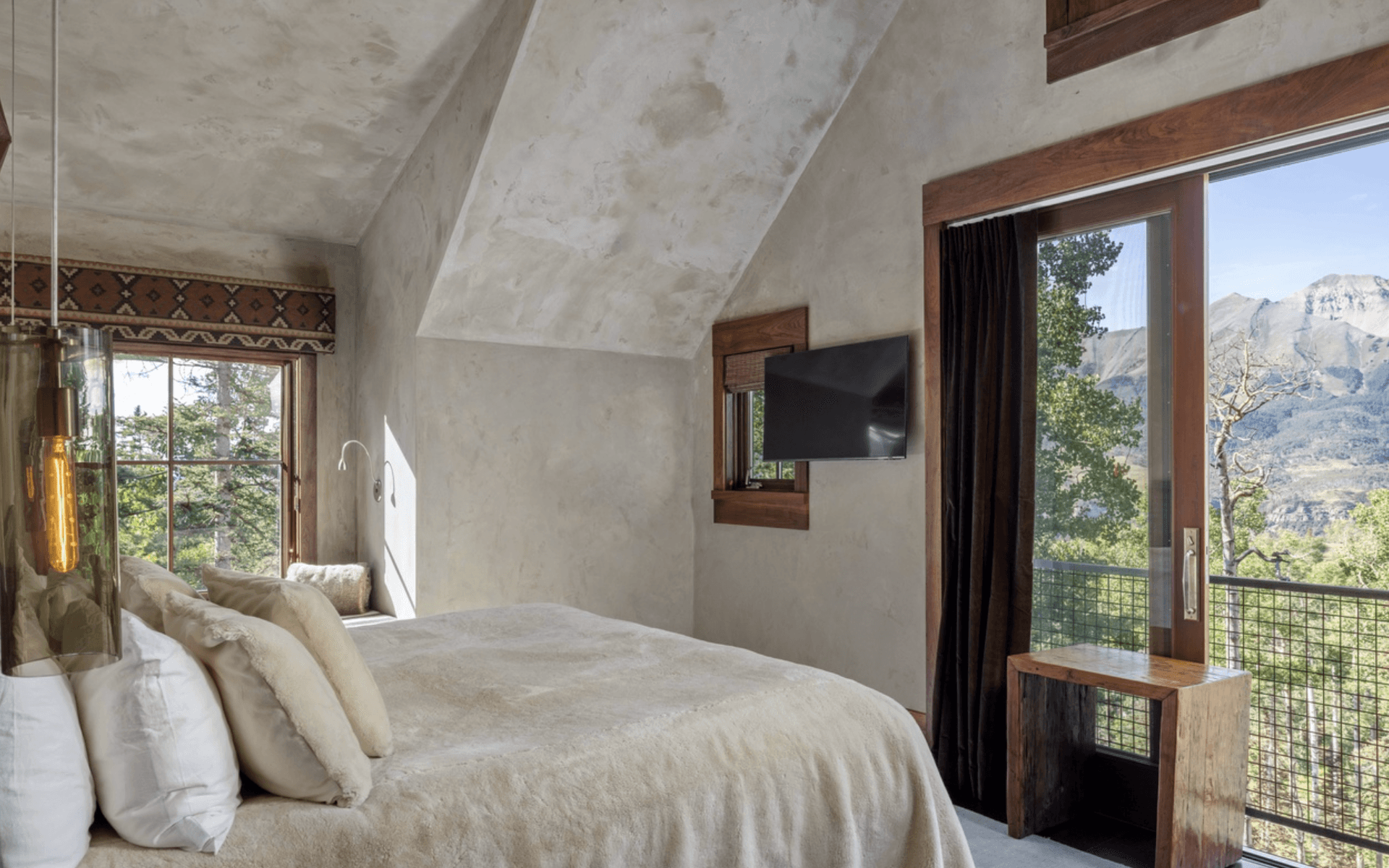 Autumn Estate - Image 35