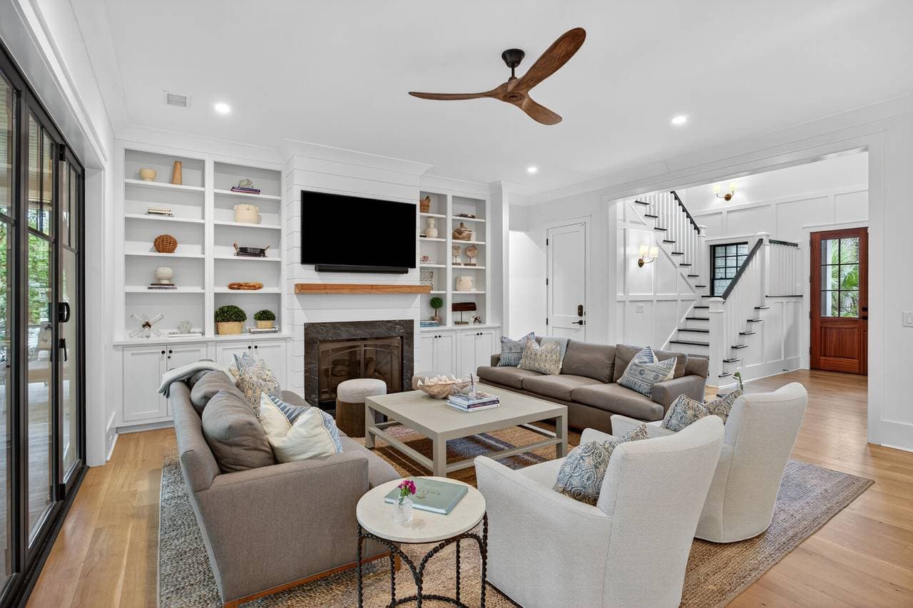 Snowy Egret Lane - Image 9