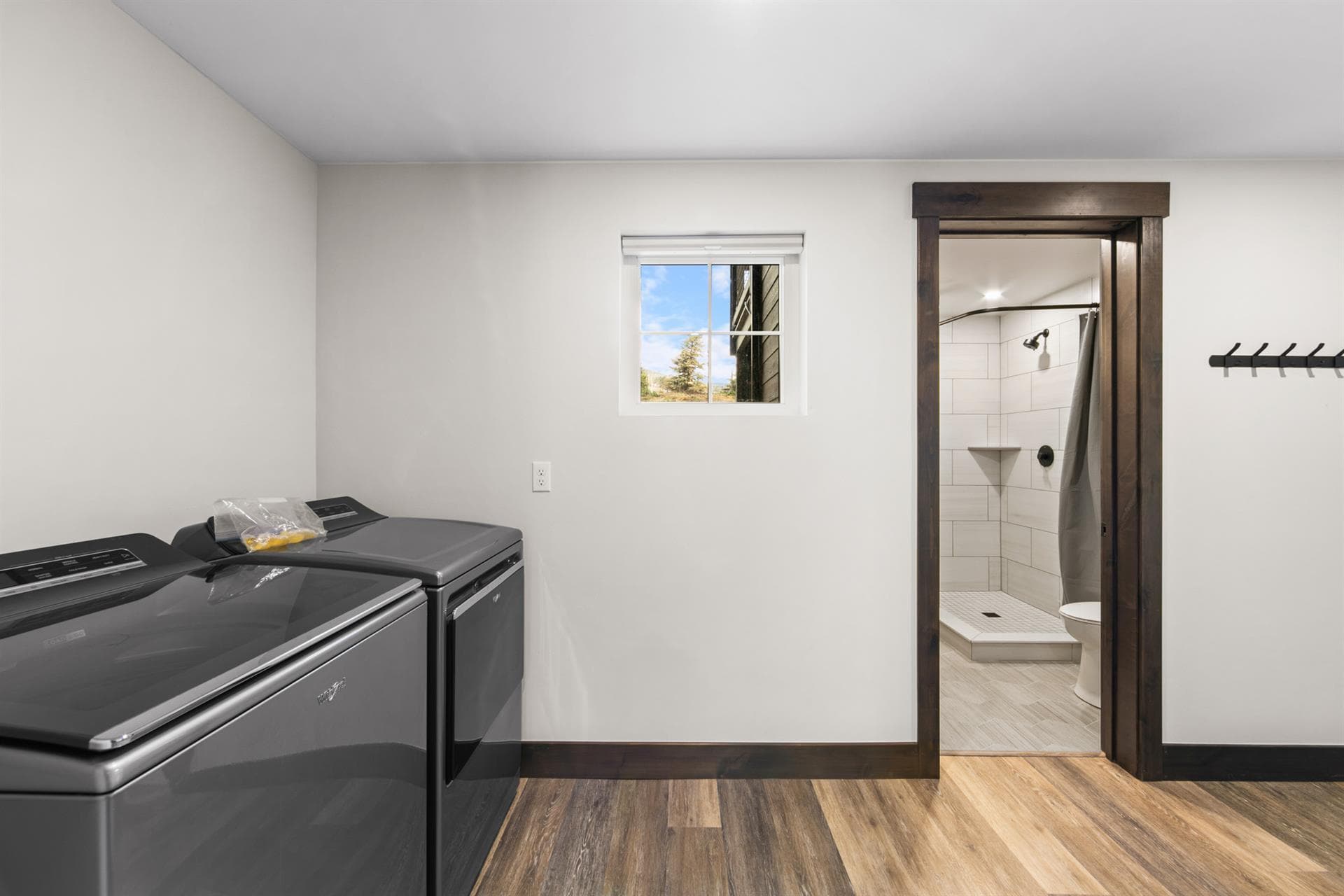 Fish Hawk House - Image 23