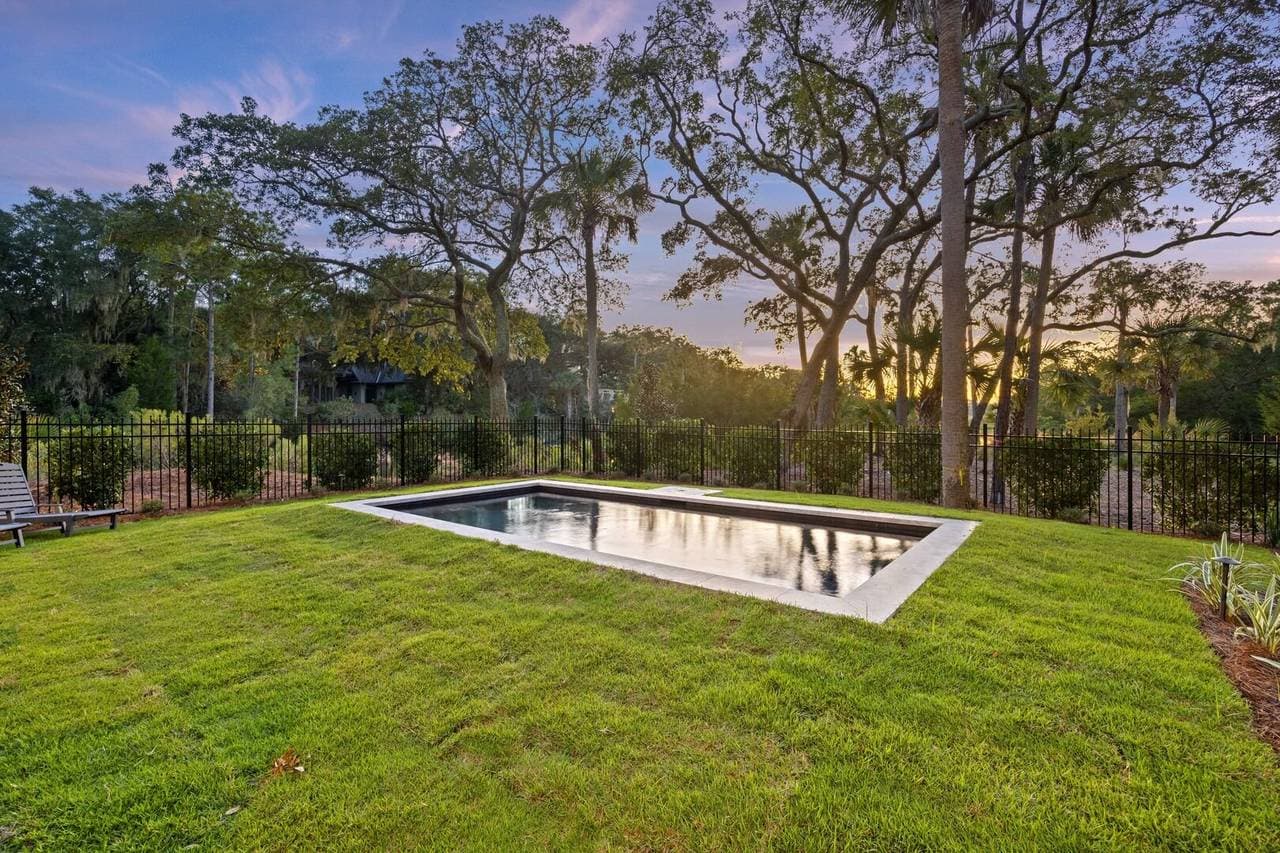 Otter Island Getaway - Image 35