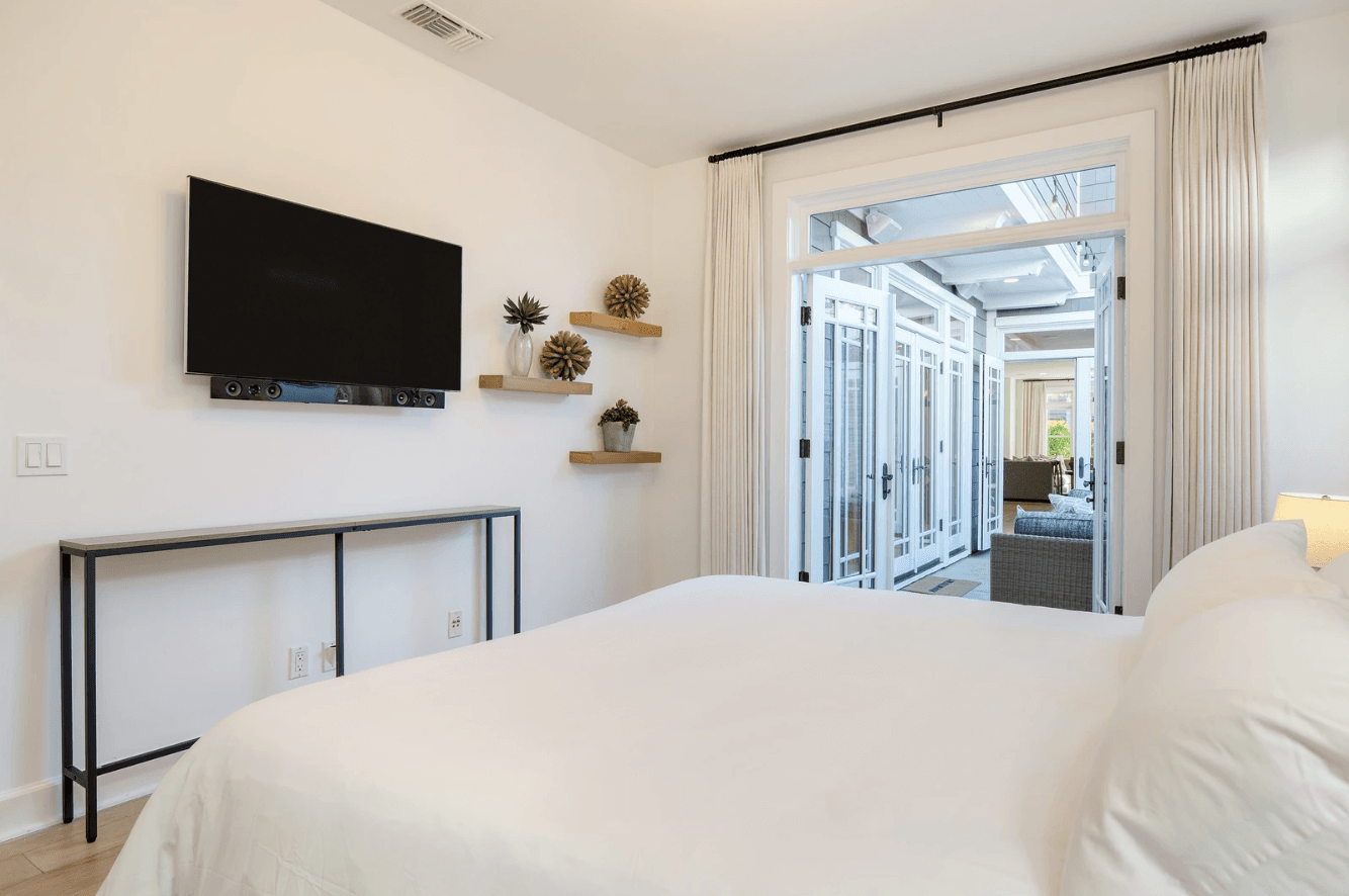 Emerald Cove - Image 26