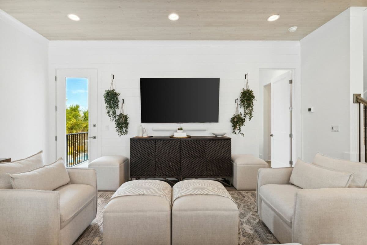 Summer Lane - Image 26