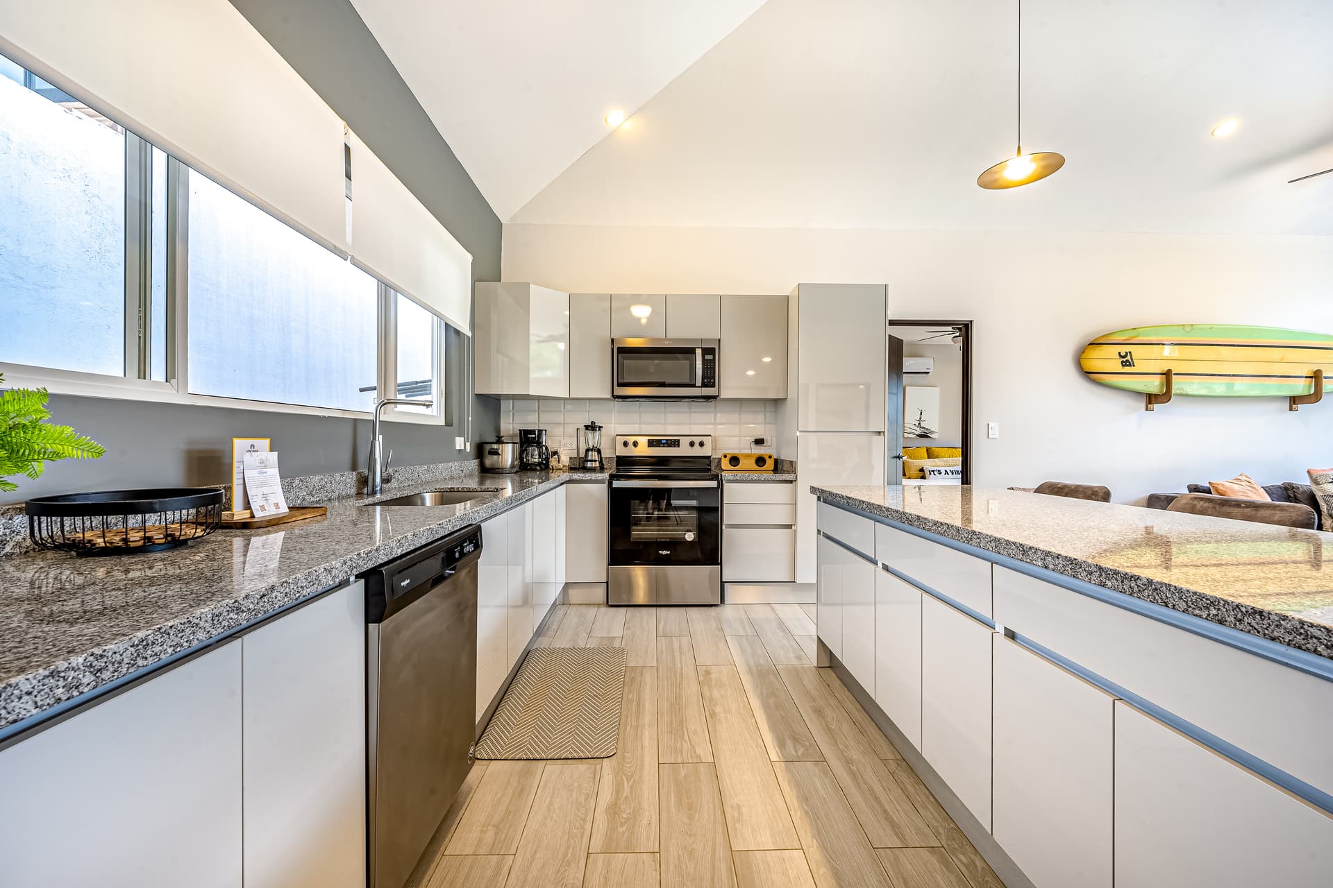 Break Point Condo - Image 4