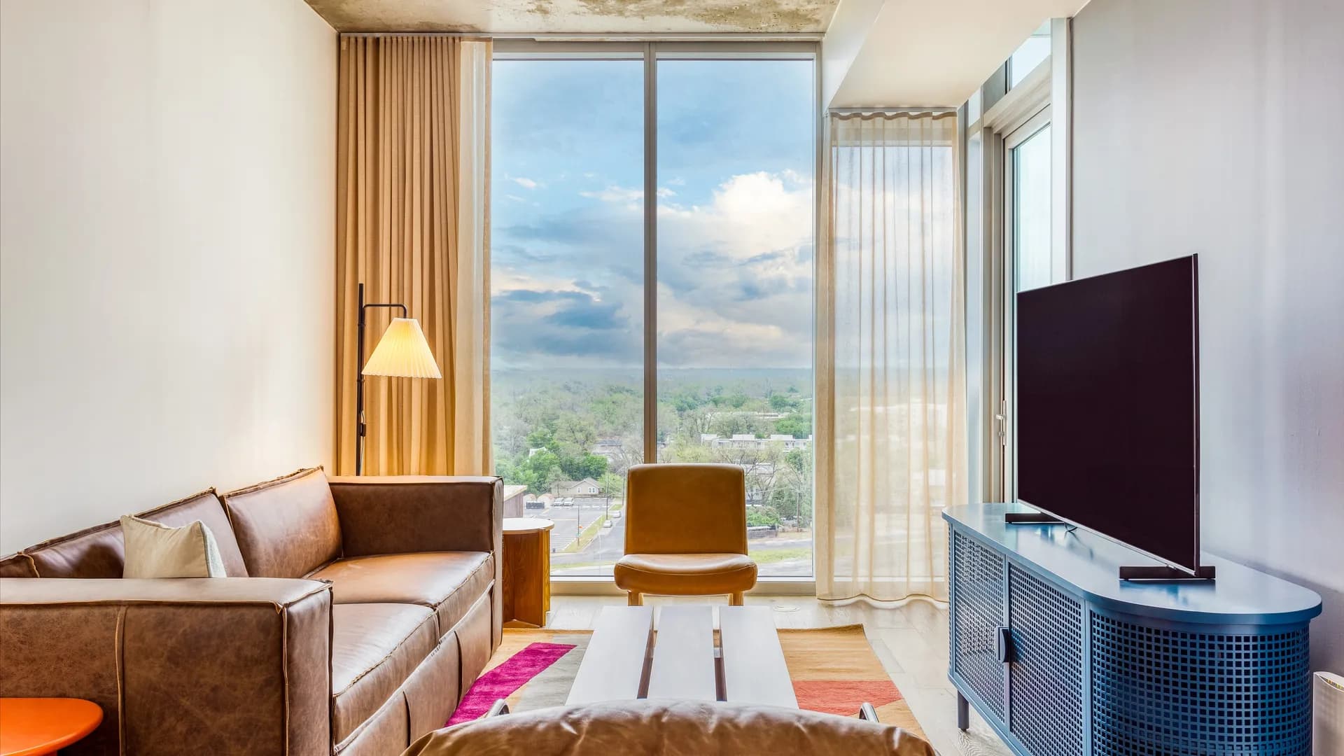 Billy Residence - Image 1