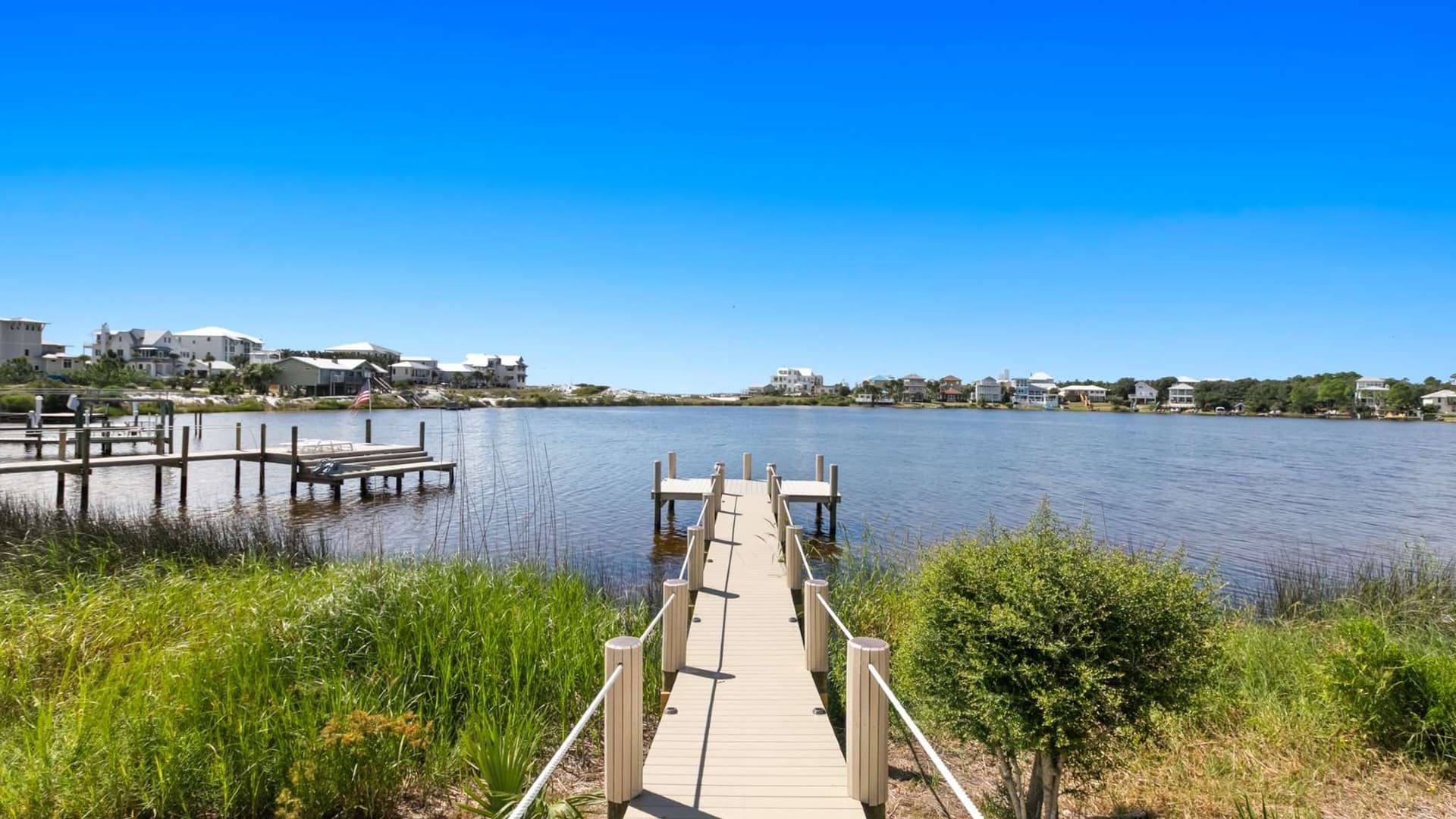 Lakeview Drive - Image 3