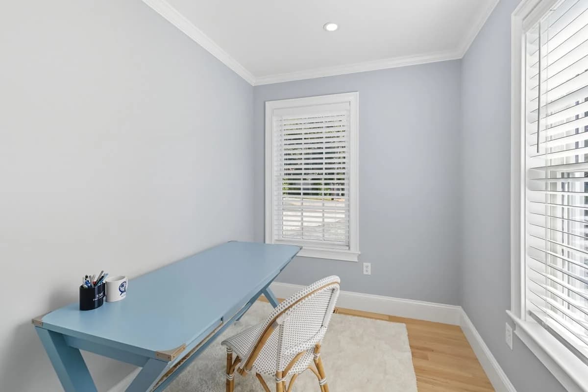 Three Buoys - Image 13