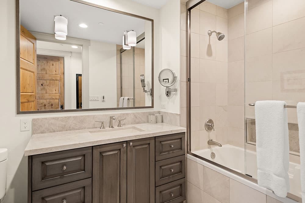 Obermeyer Place - Image 9