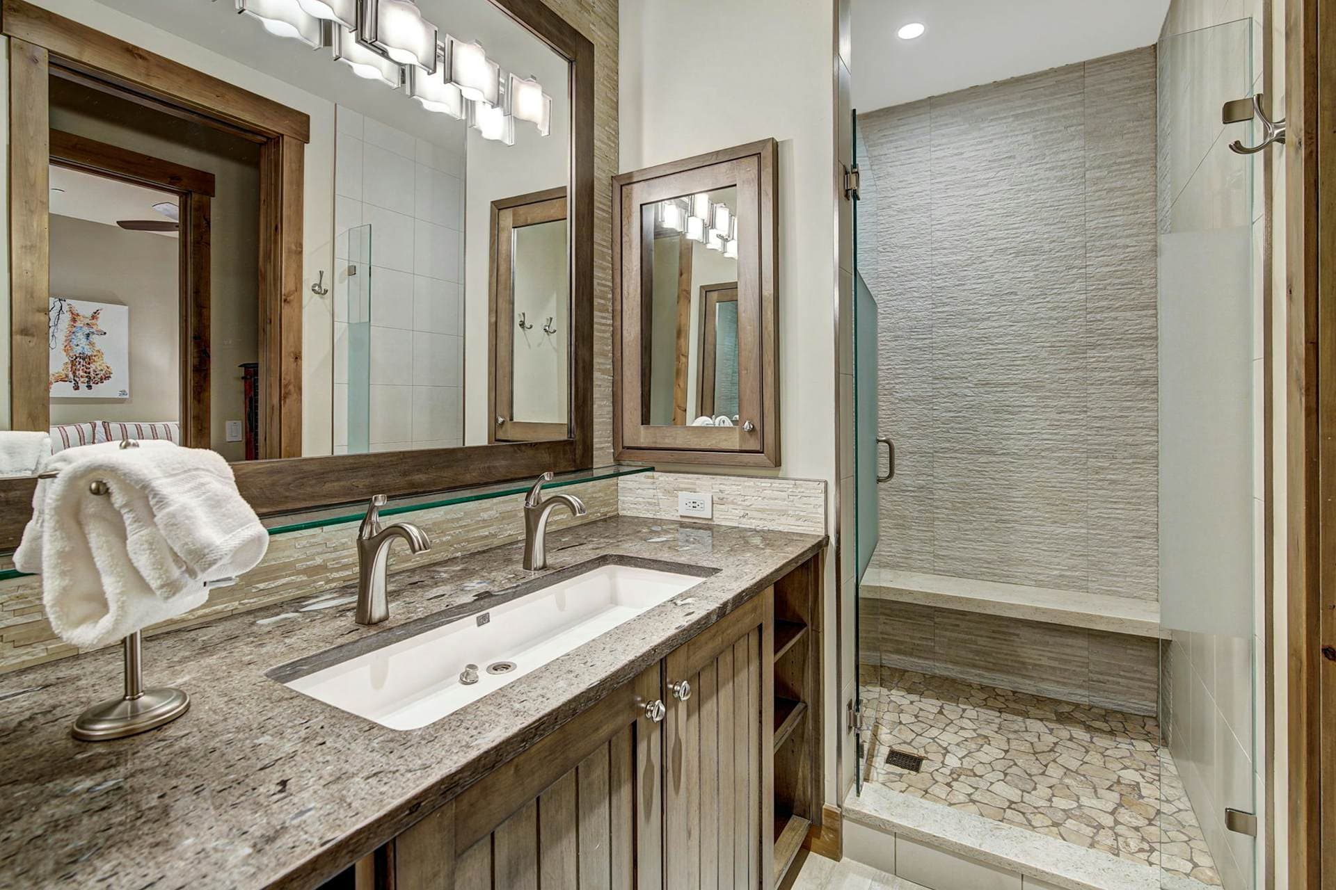 Skiers Palace - Image 34