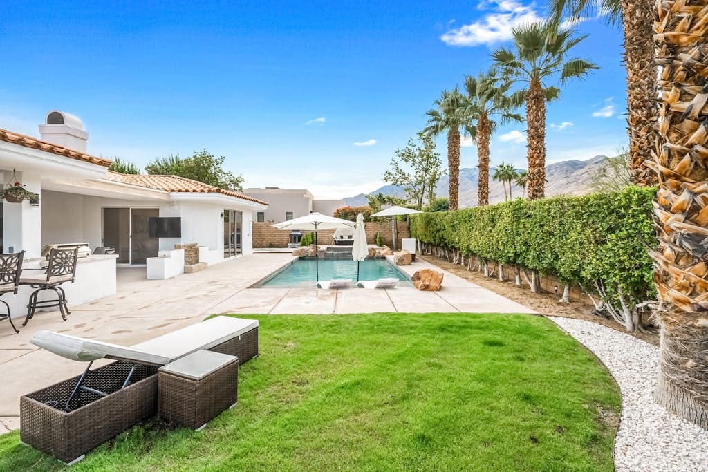 Palm Springs Villa - Image 34