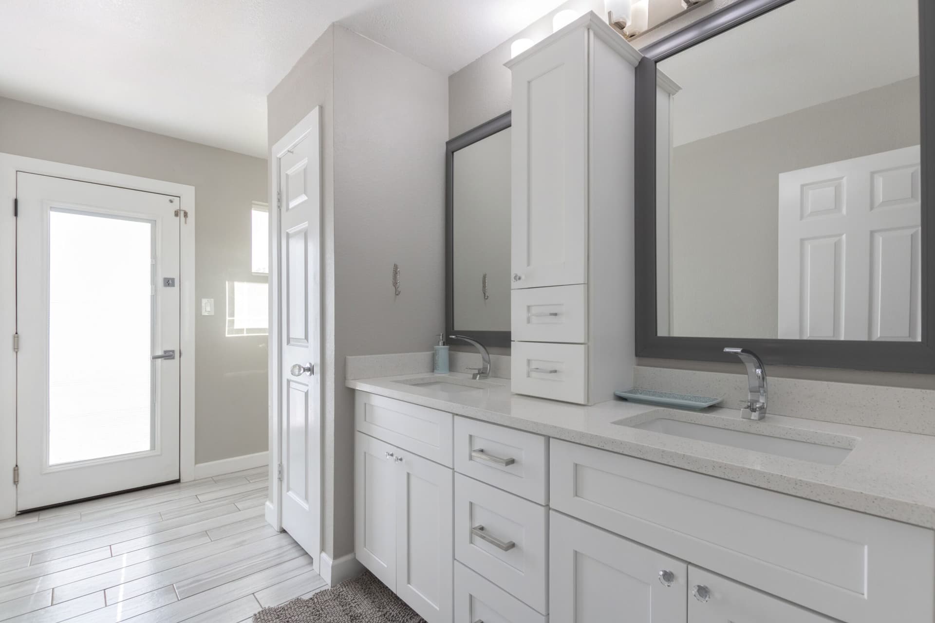 Kings Lux Escape - Image 18