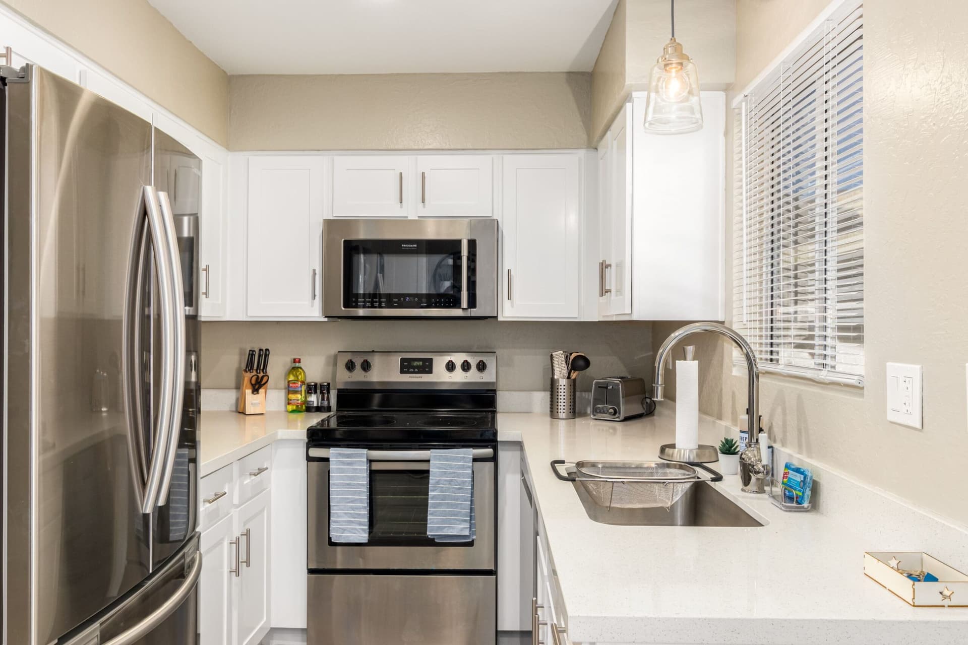 Nantucket Townhouse - Image 3