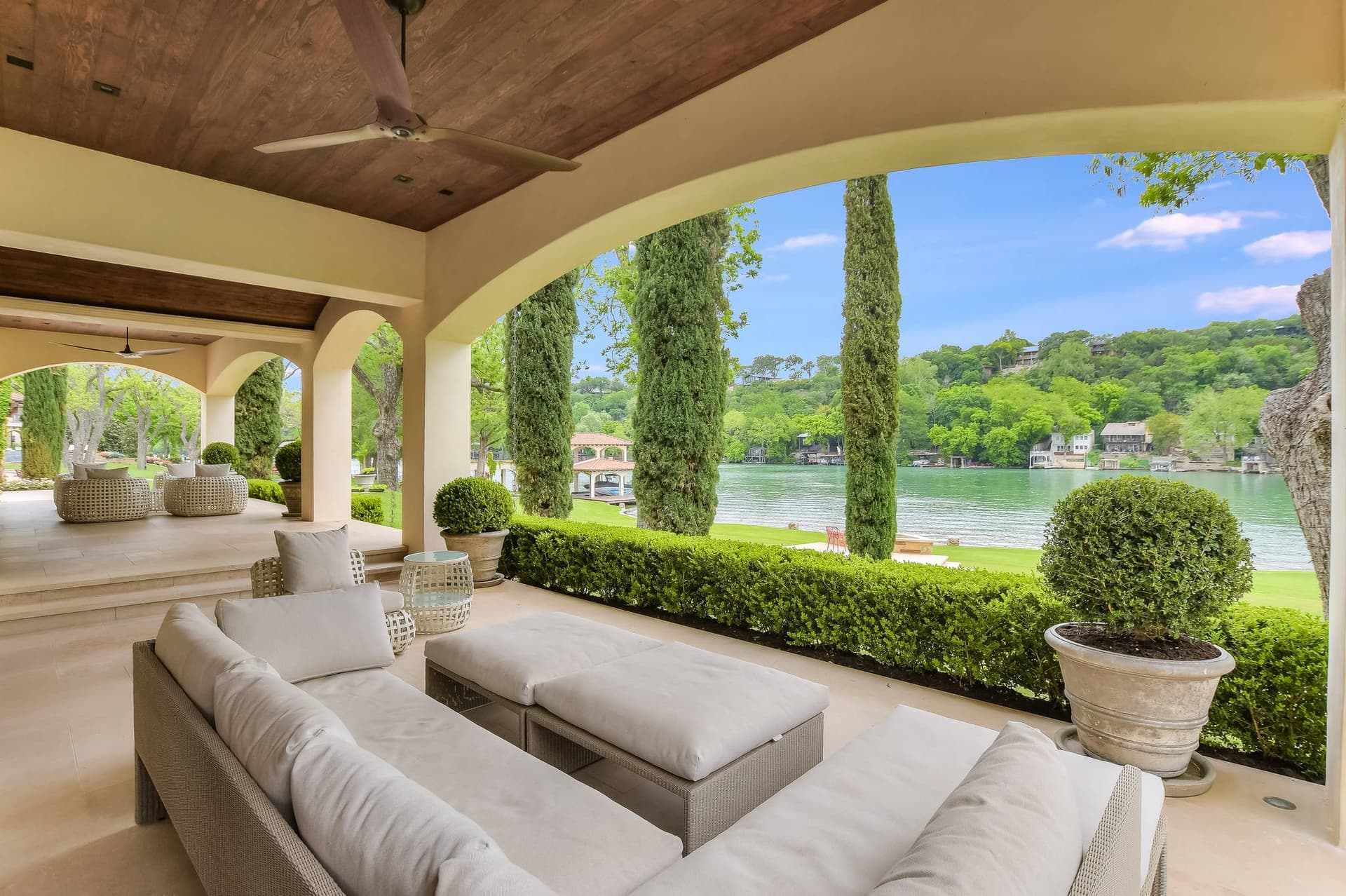 Crown Jewel on Lake Austin - Image 36