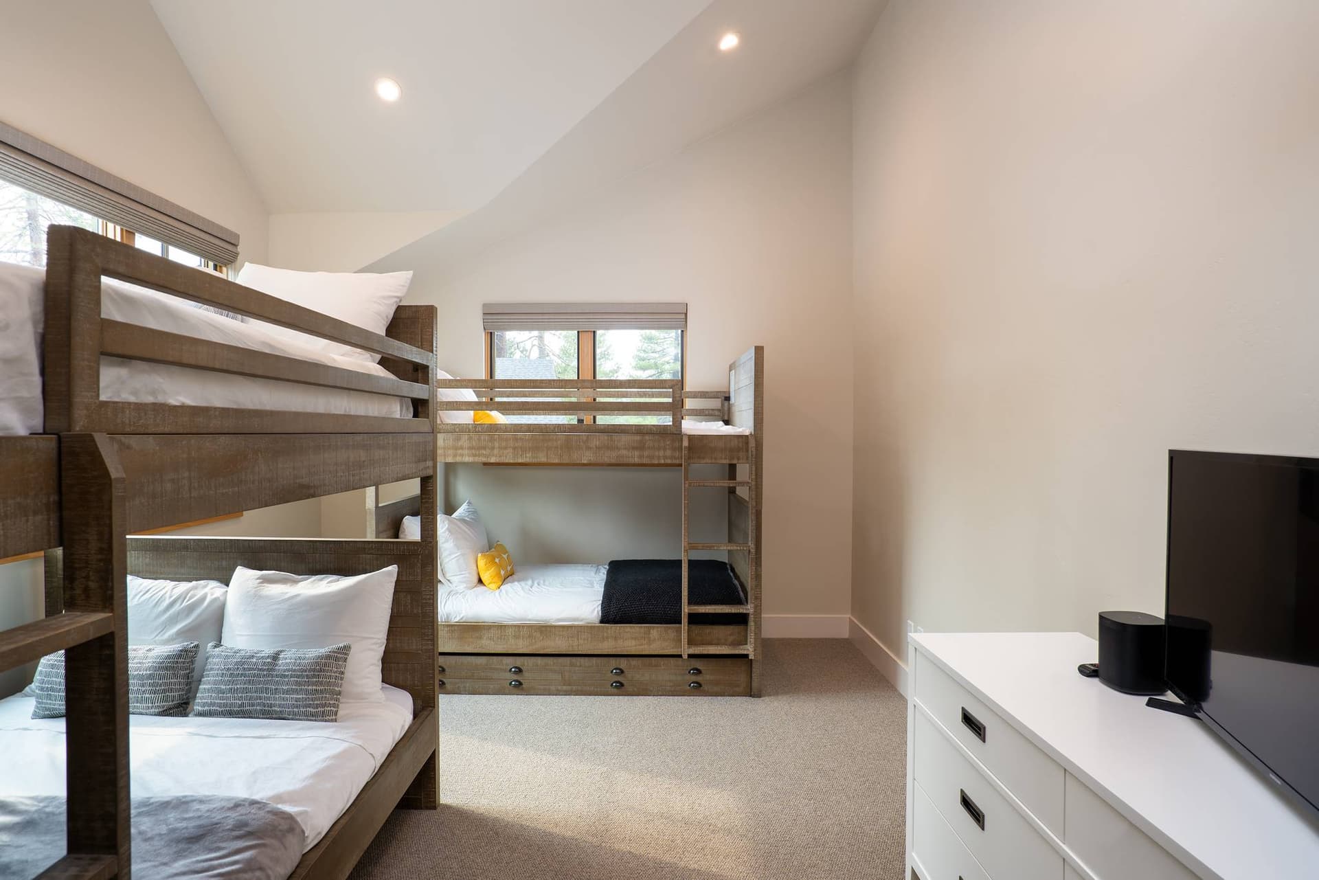 Sutter's Green - Image 23