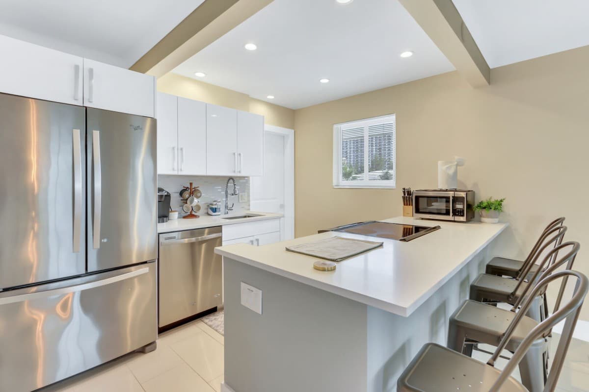 Sunny Home - Image 2