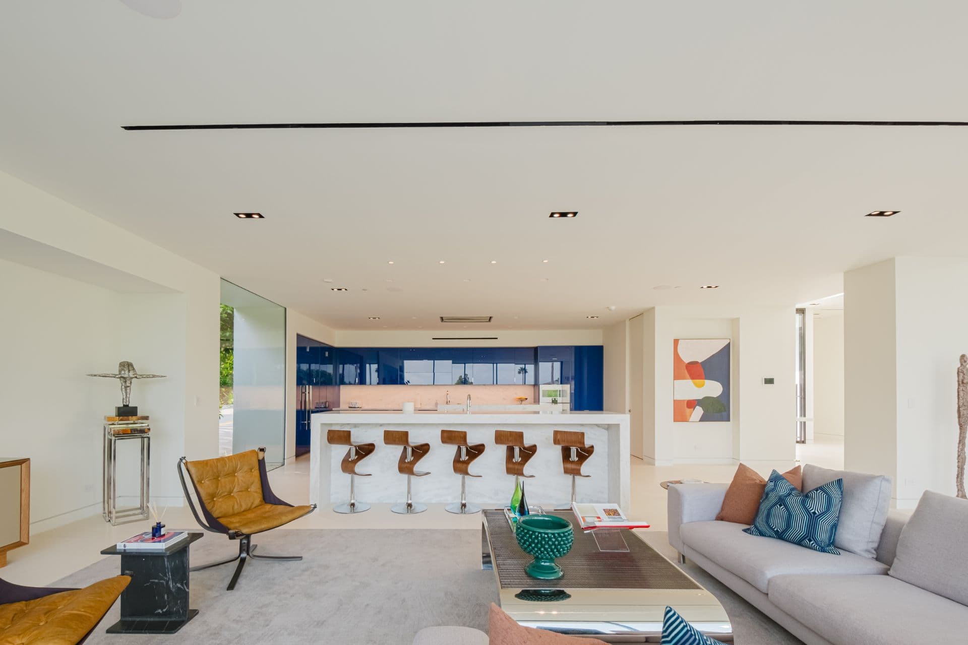 Museum Crest - Image 3