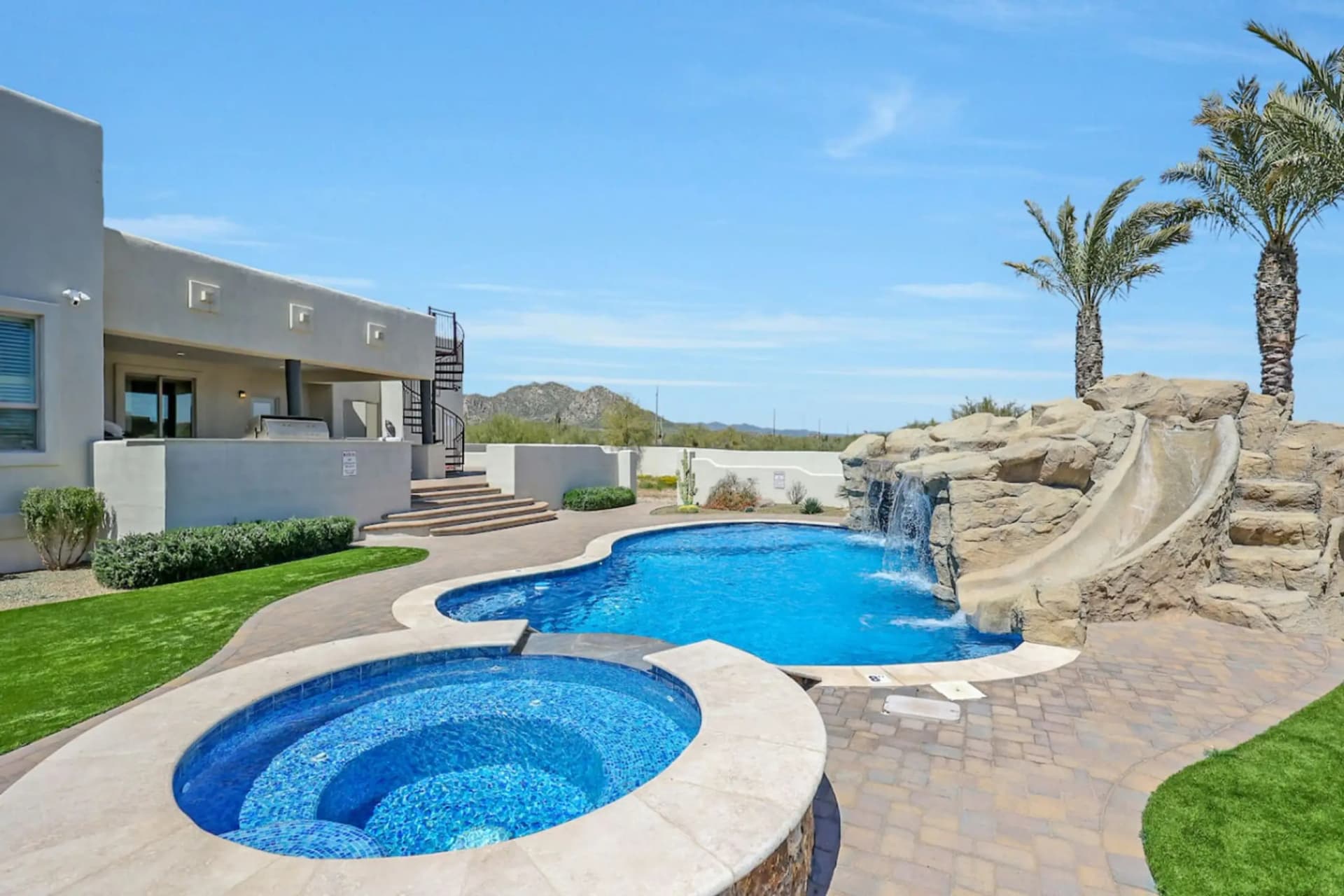 Troon North Palace - Image 1